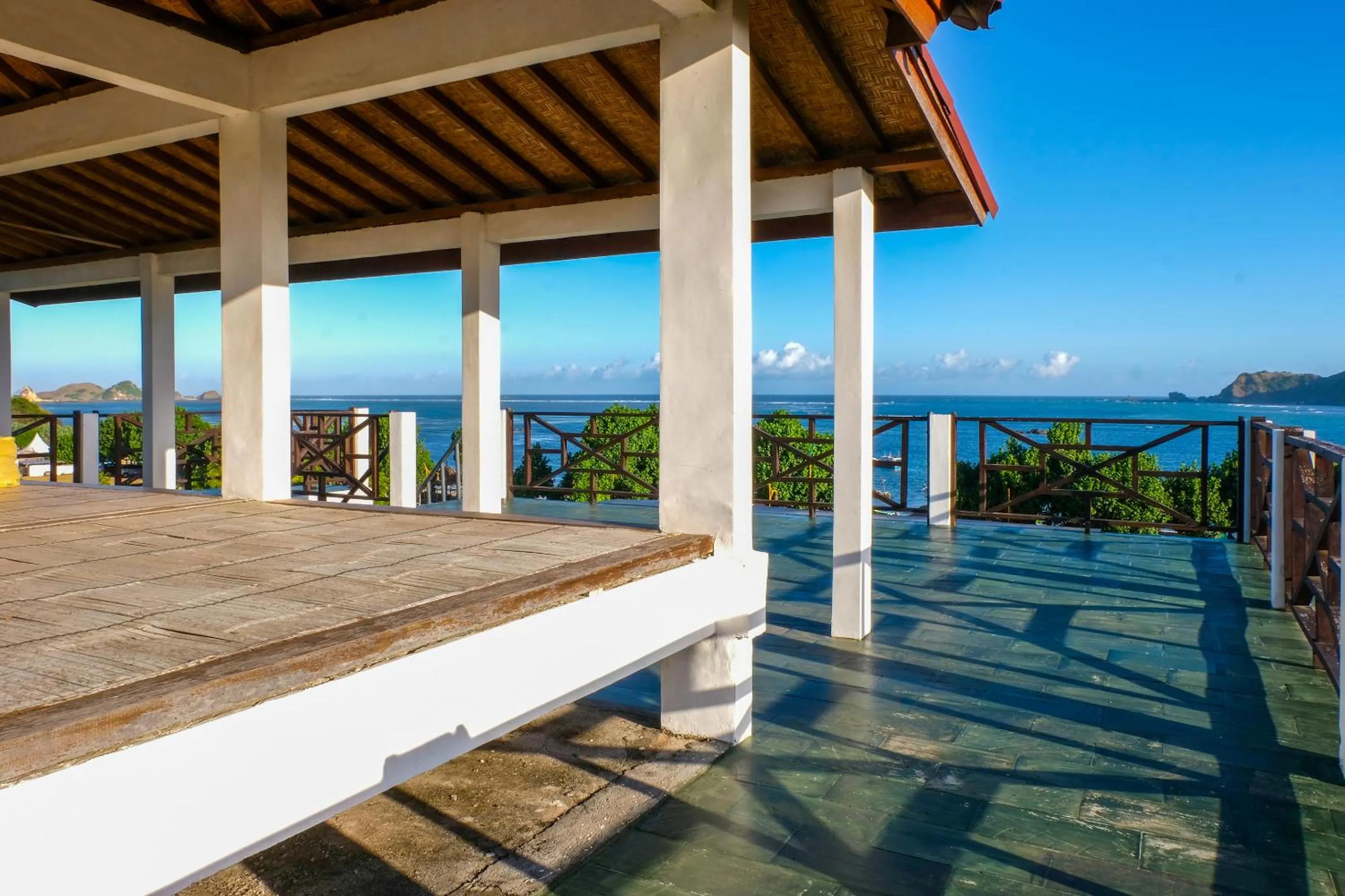 Balcony/Terrace in Friends Beach Hotel