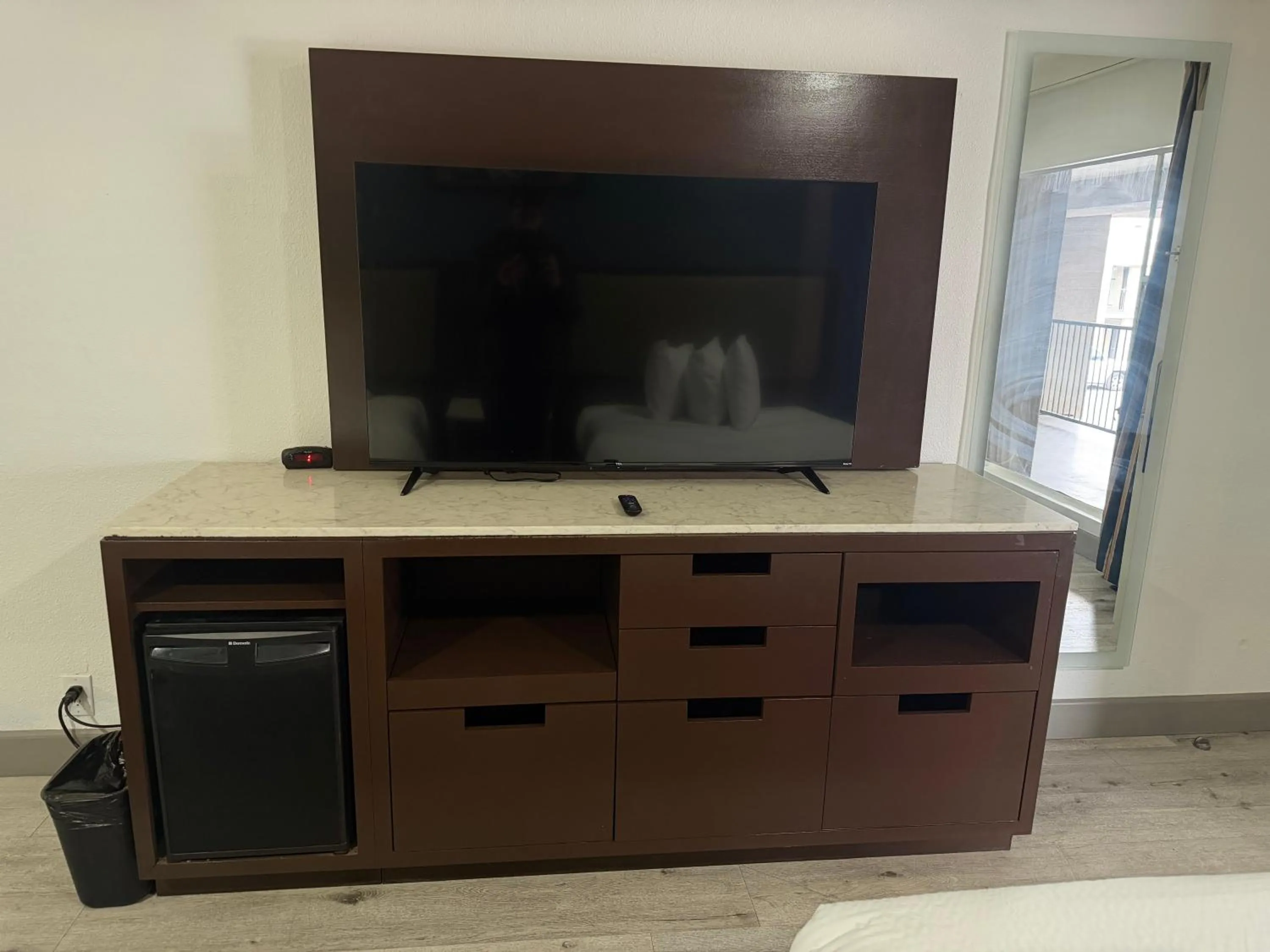 DTLV, a Baymont by Wyndham