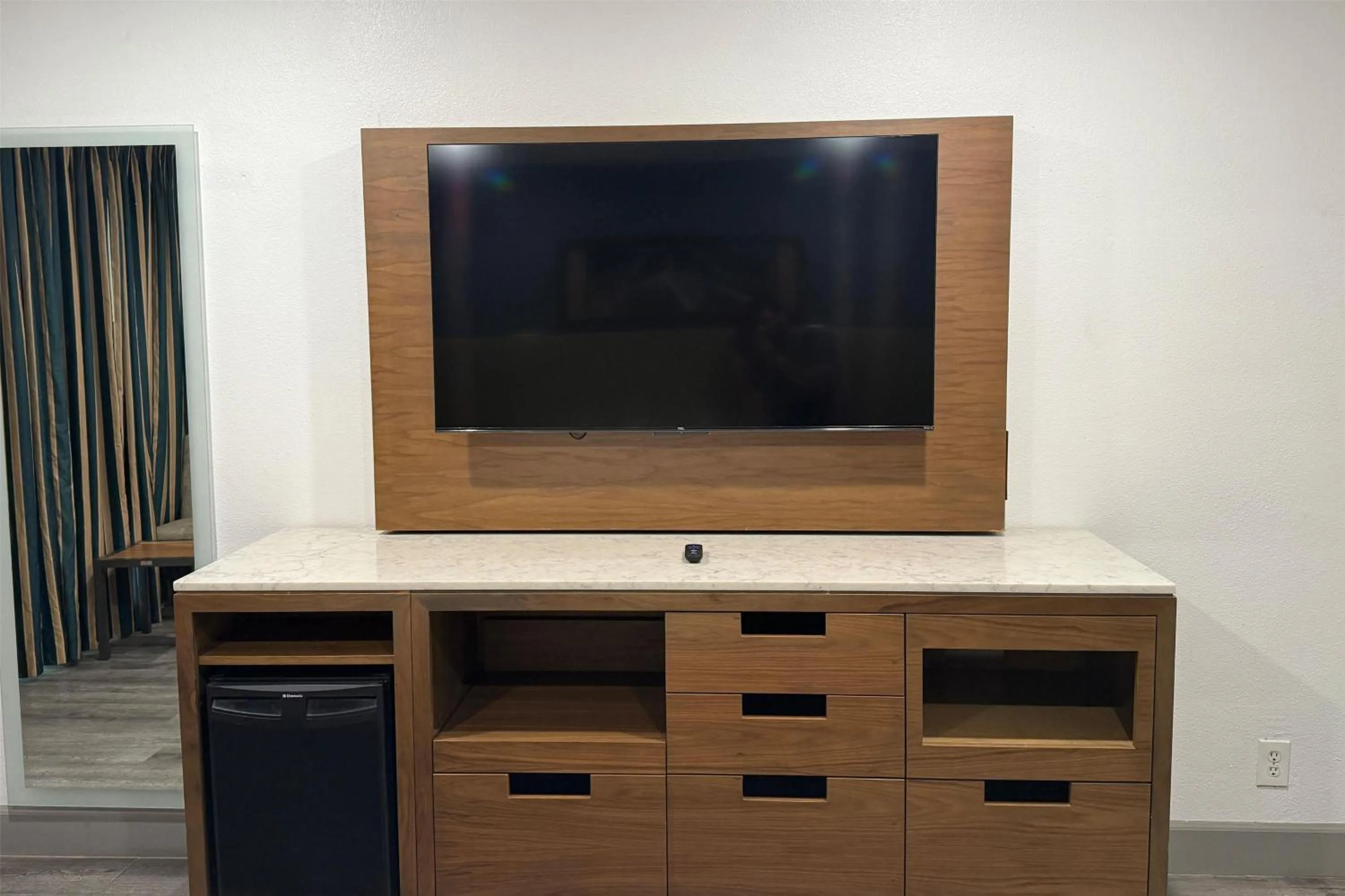 Photo of the whole room in DTLV, a Baymont by Wyndham