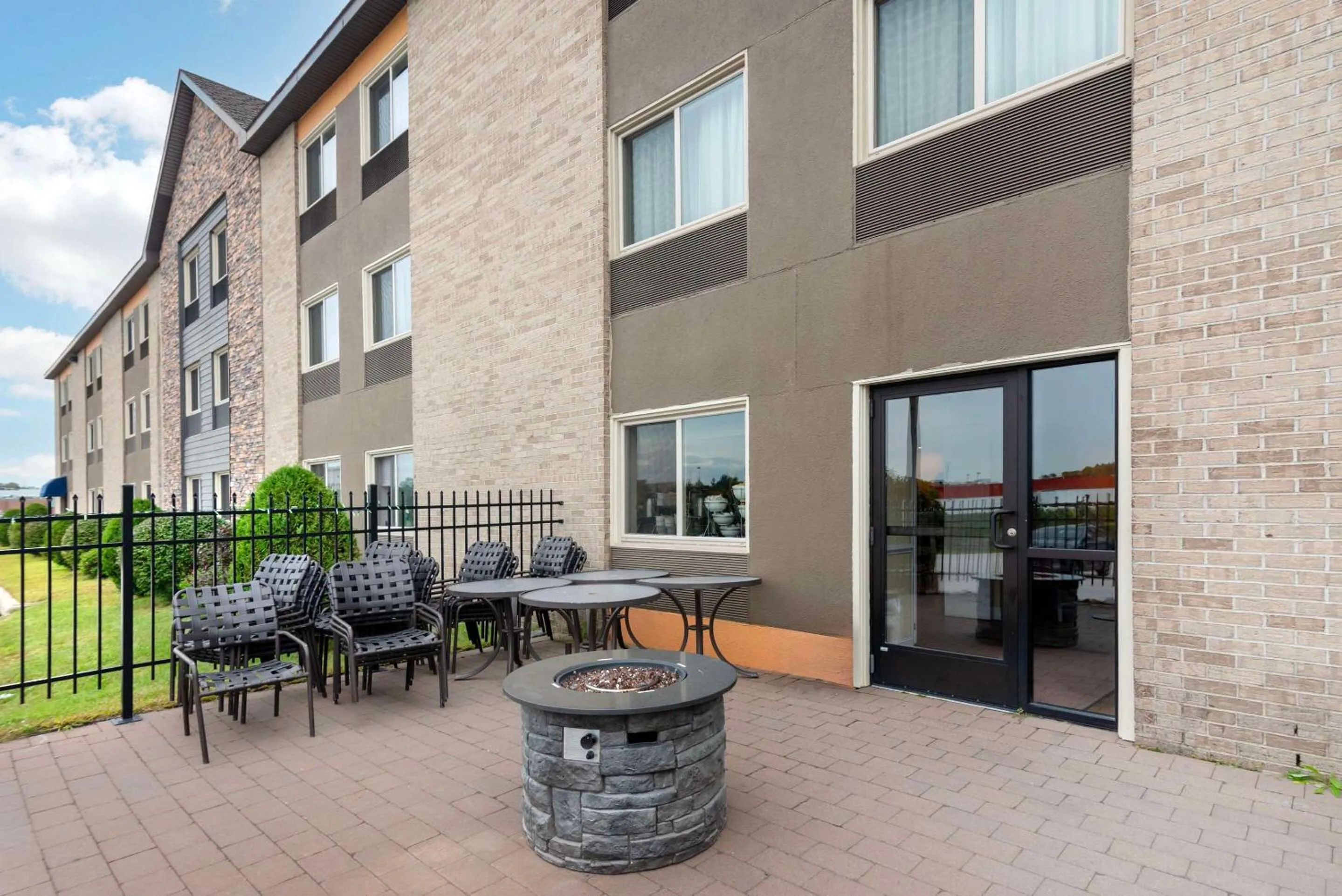 Property building in Comfort Inn Bangor North