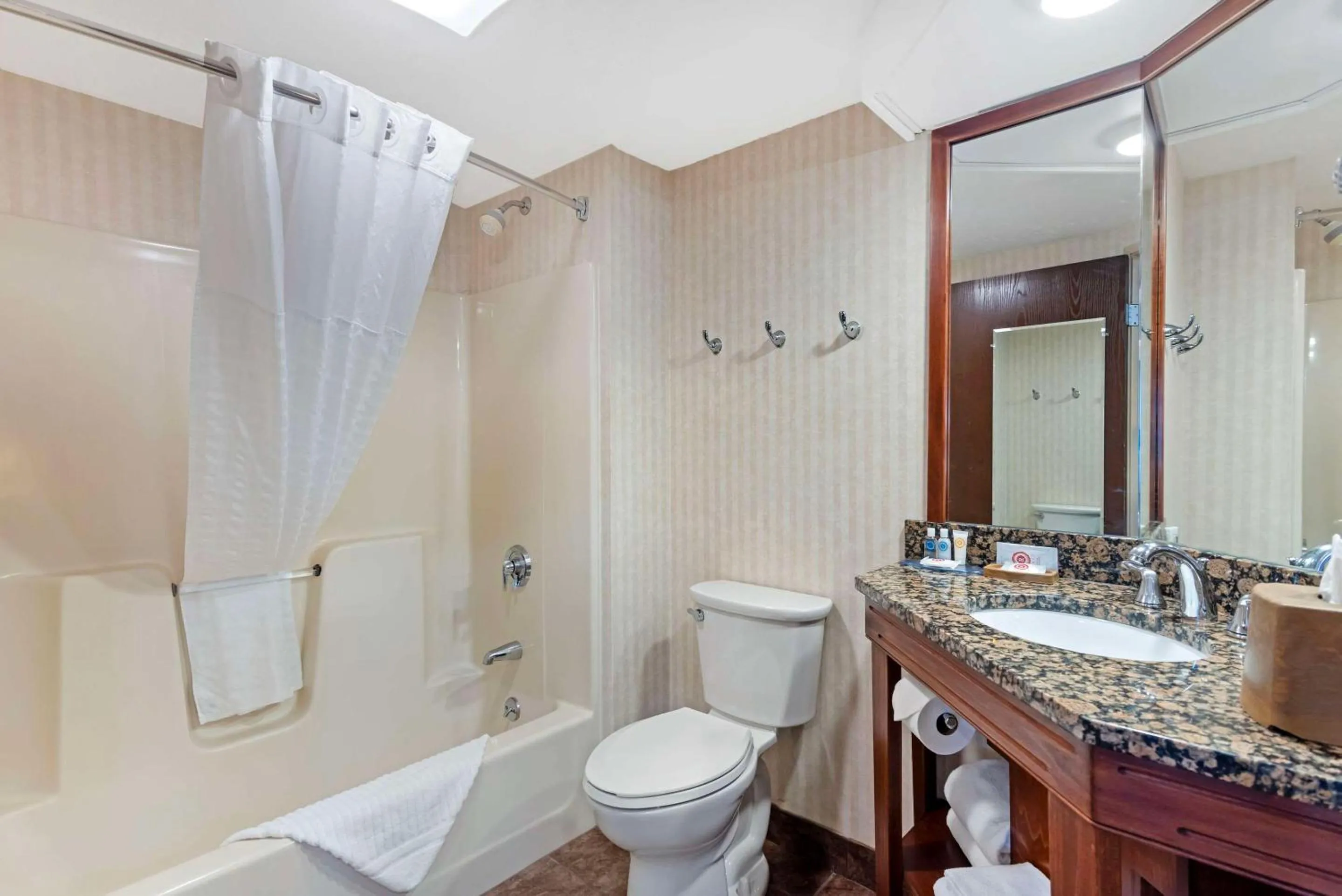 Bedroom in Comfort Inn Bangor North