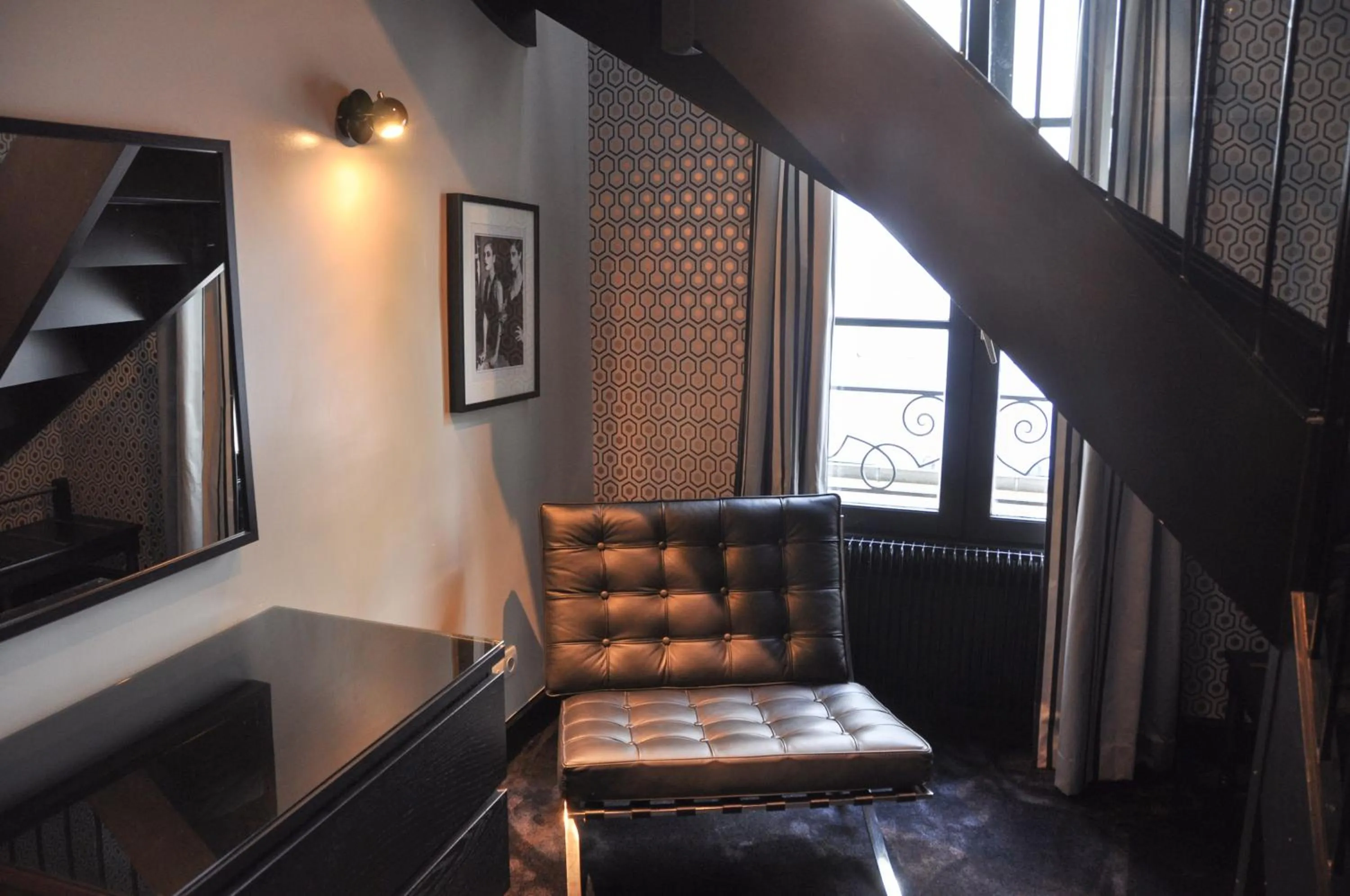 TV and multimedia in Hôtel Noir