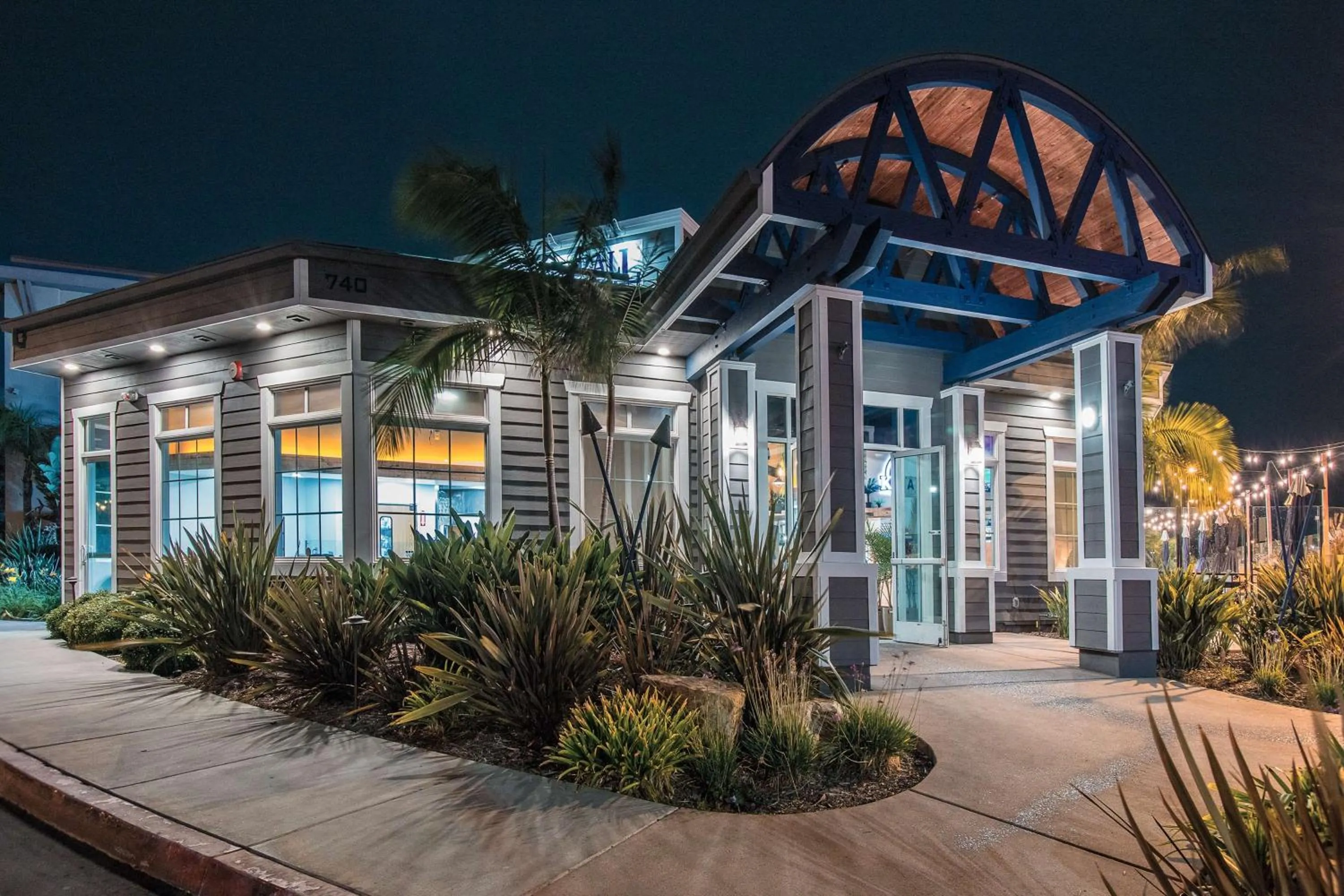 Restaurant/places to eat in Best Western Plus Marina Gateway Hotel