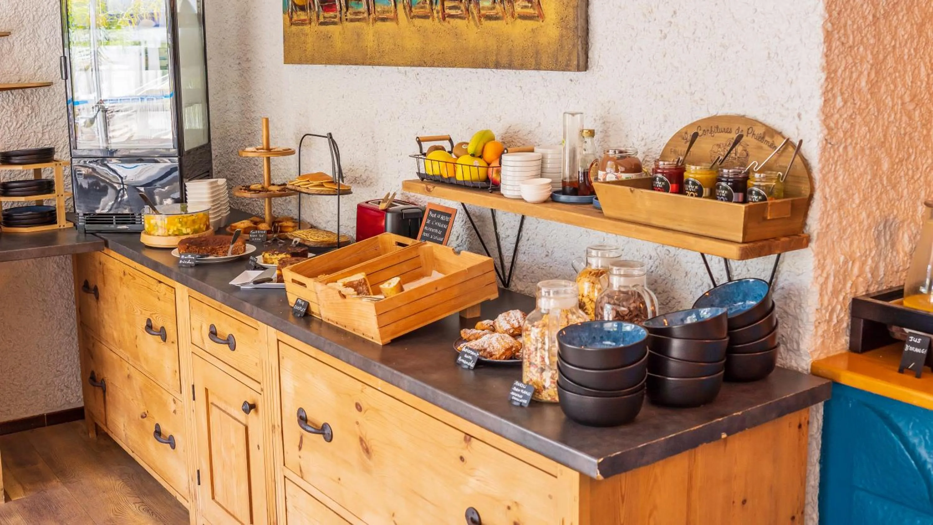 Buffet breakfast in Hotel Europe