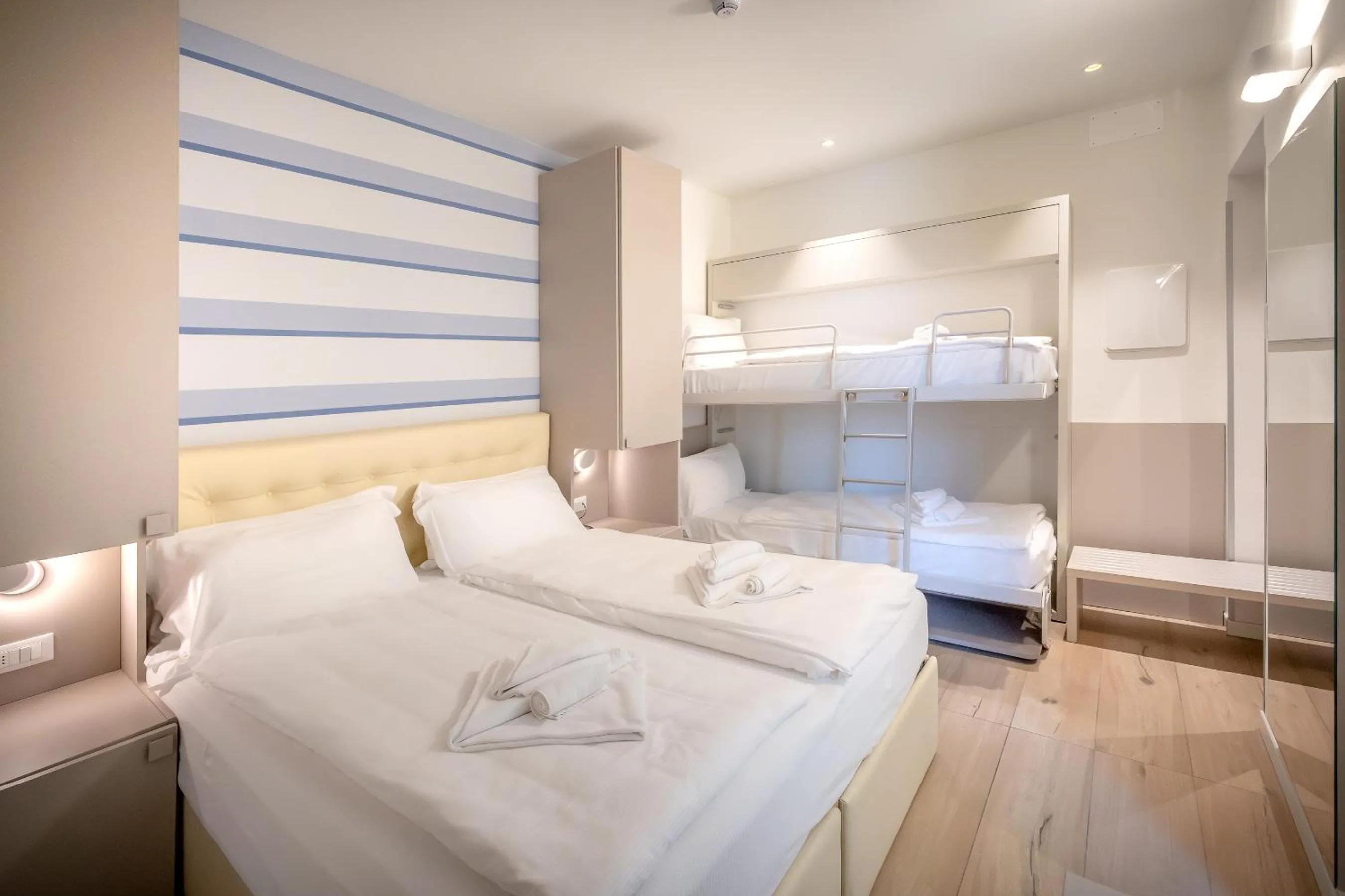 Bedroom in Hotel Le Lampare