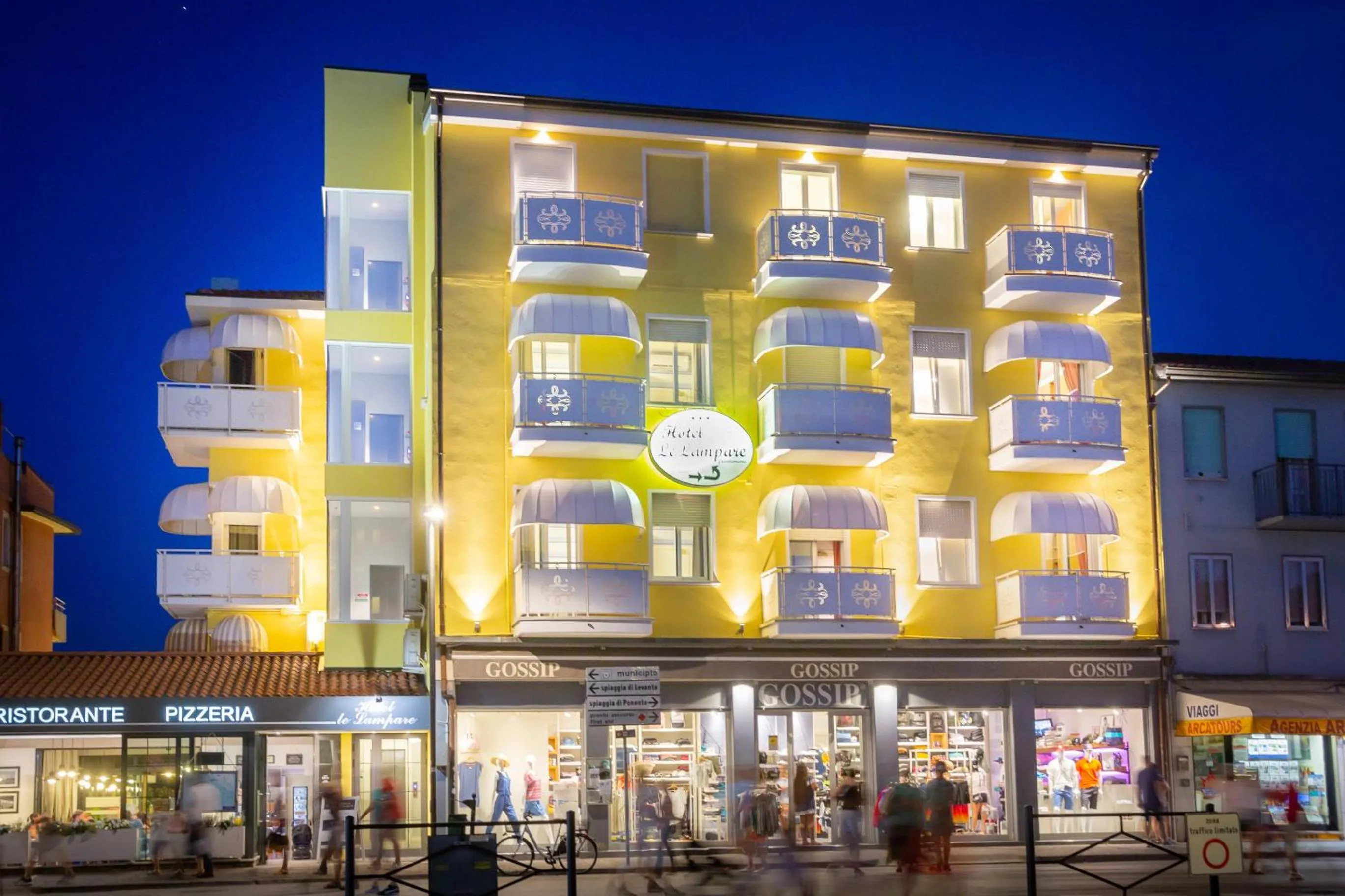 Facade/entrance in Hotel Le Lampare