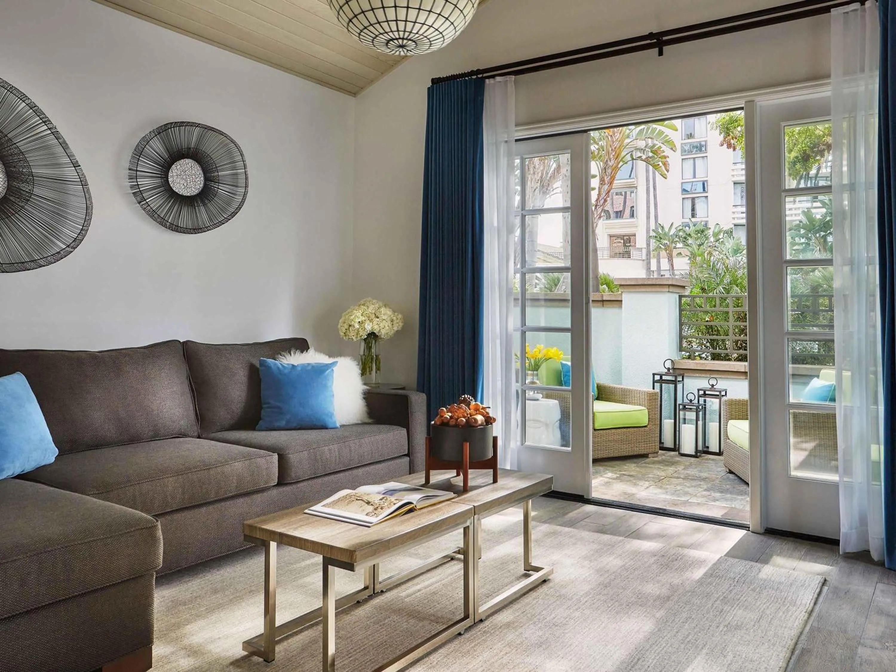 Bedroom in Fairmont Miramar Hotel & Bungalows