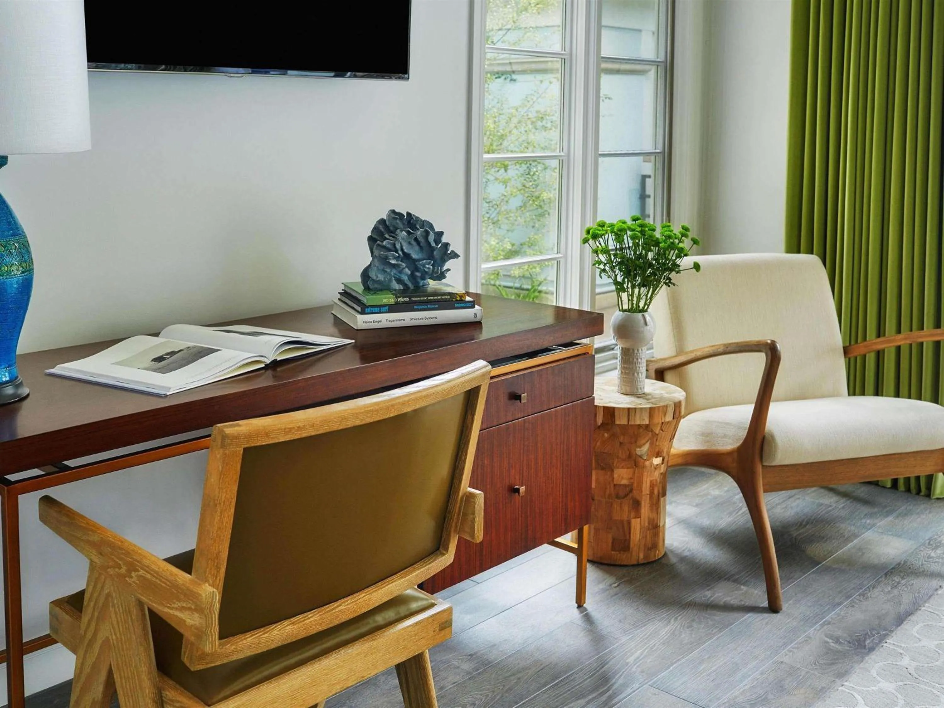 Bedroom in Fairmont Miramar Hotel & Bungalows