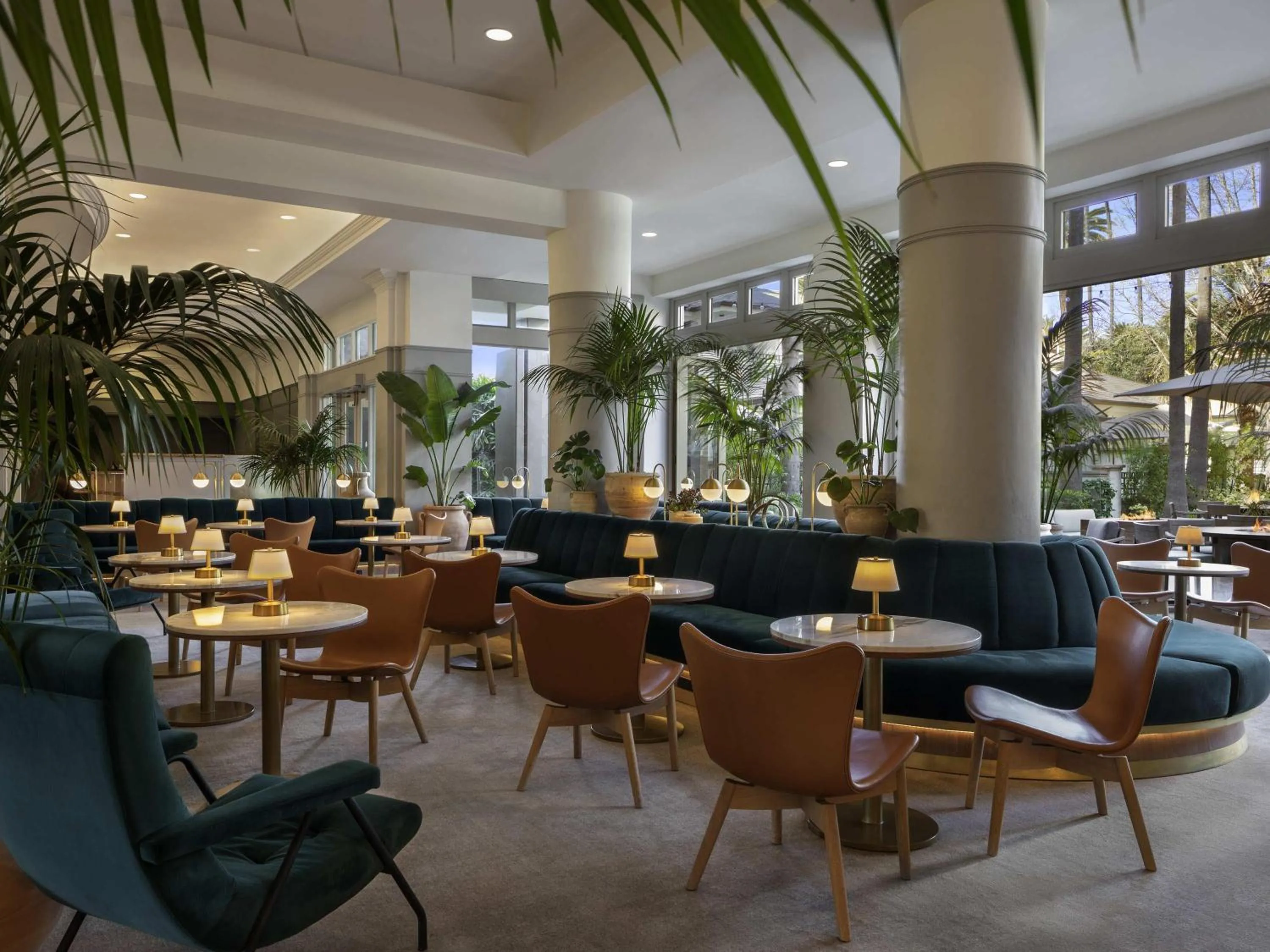 Restaurant/places to eat in Fairmont Miramar Hotel & Bungalows