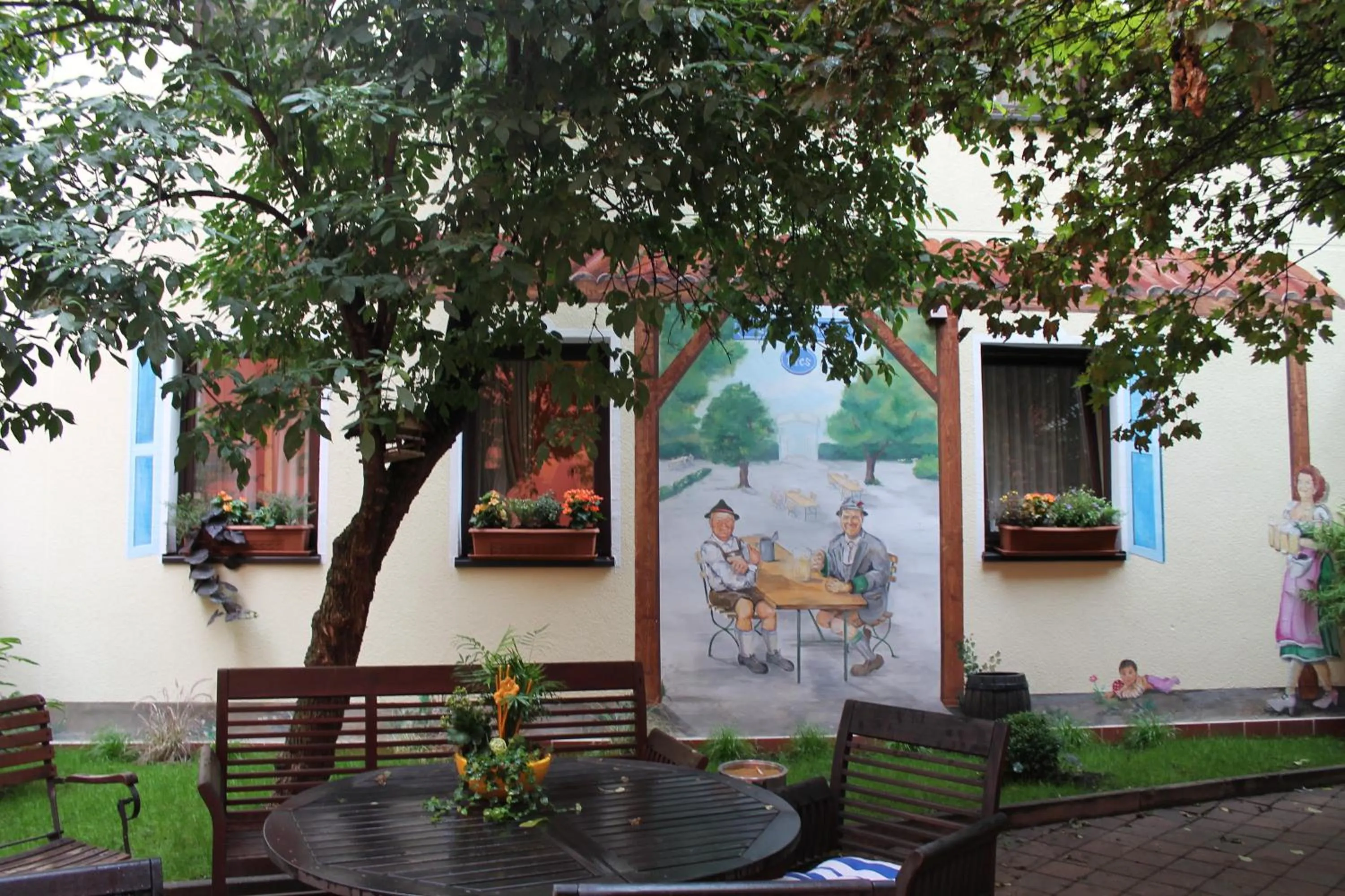 Garden in Hotel Pension Margit