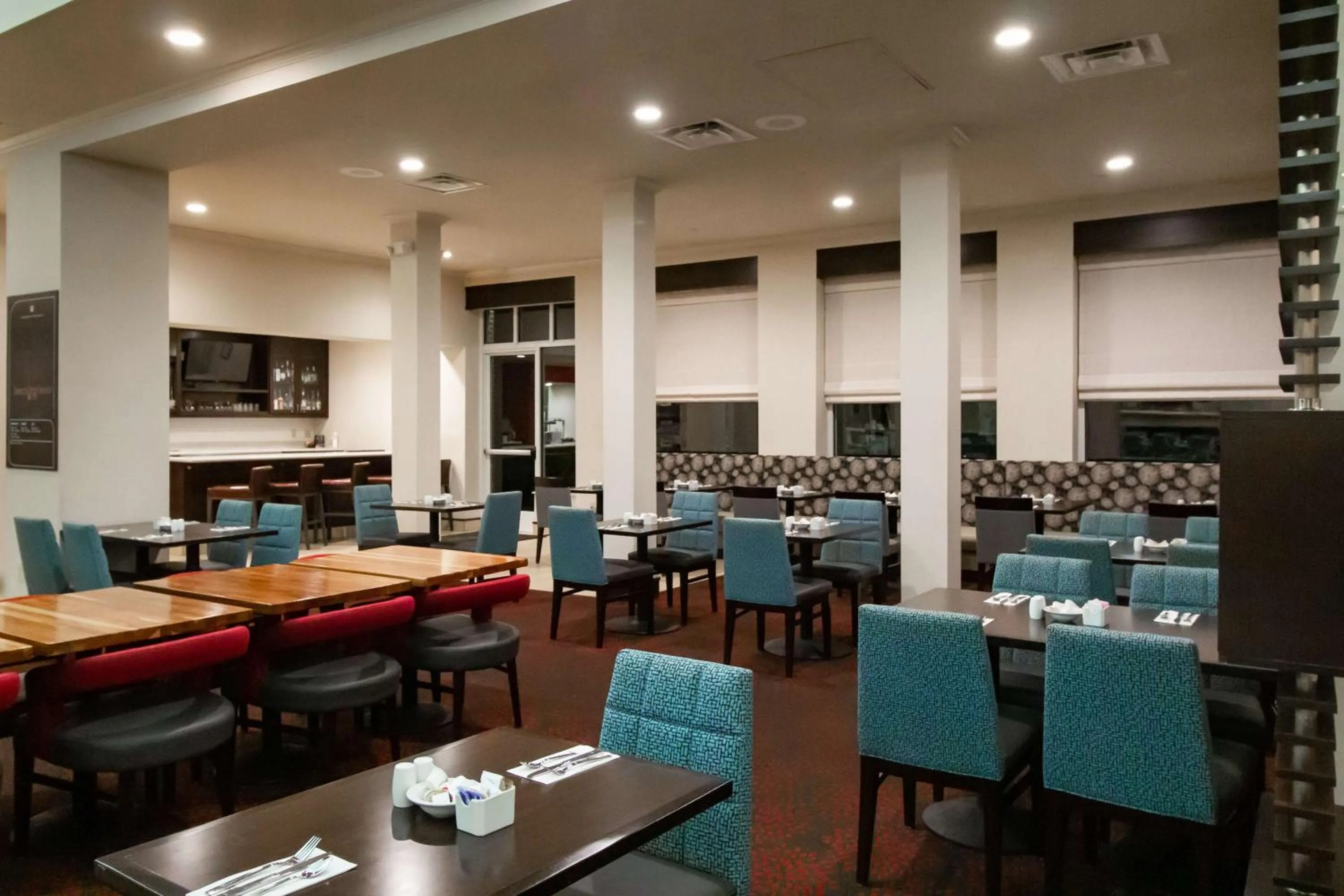 Restaurant/places to eat in Hilton Garden Inn Columbus/Dublin