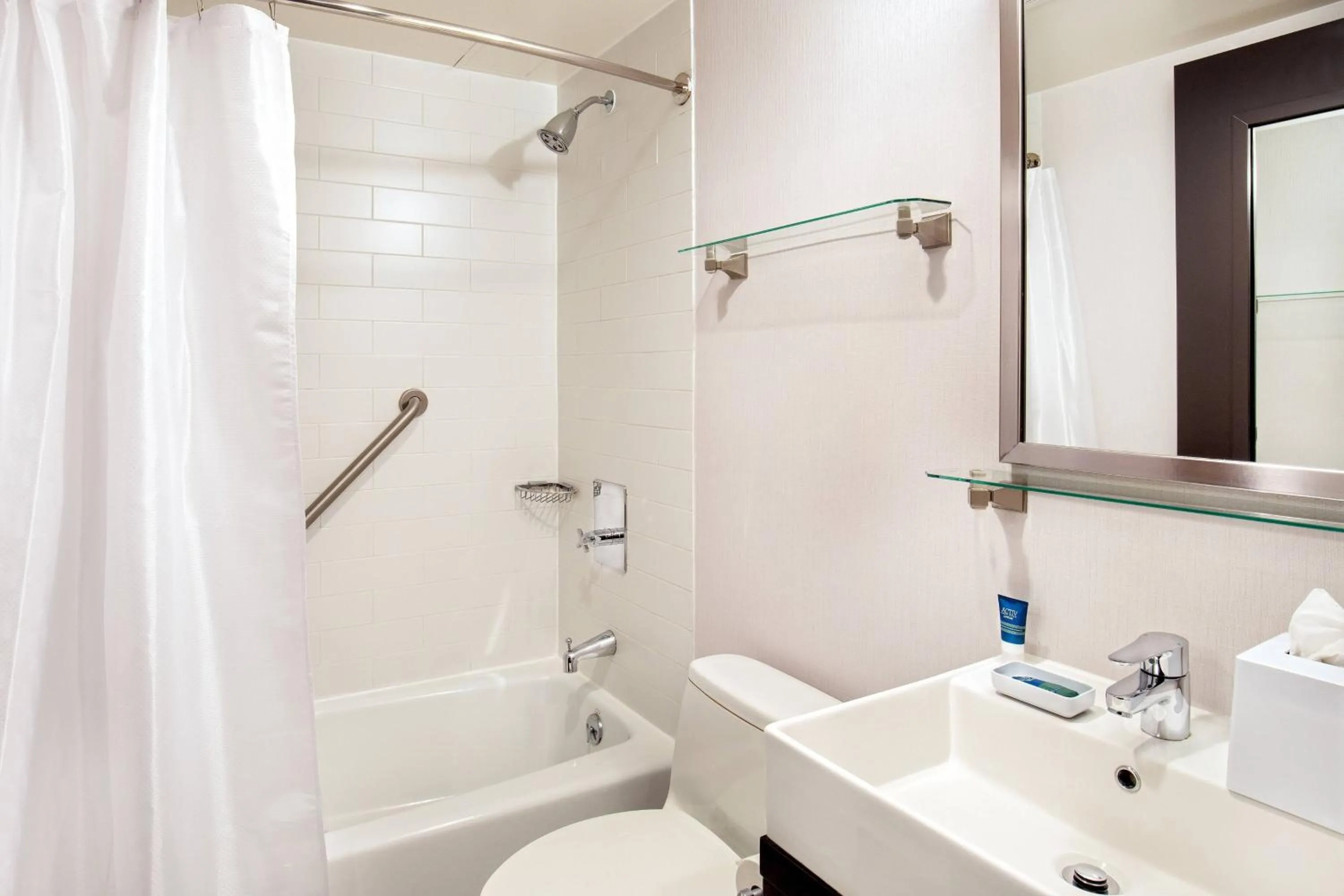 Bathroom in Four Points by Sheraton Midtown - Times Square