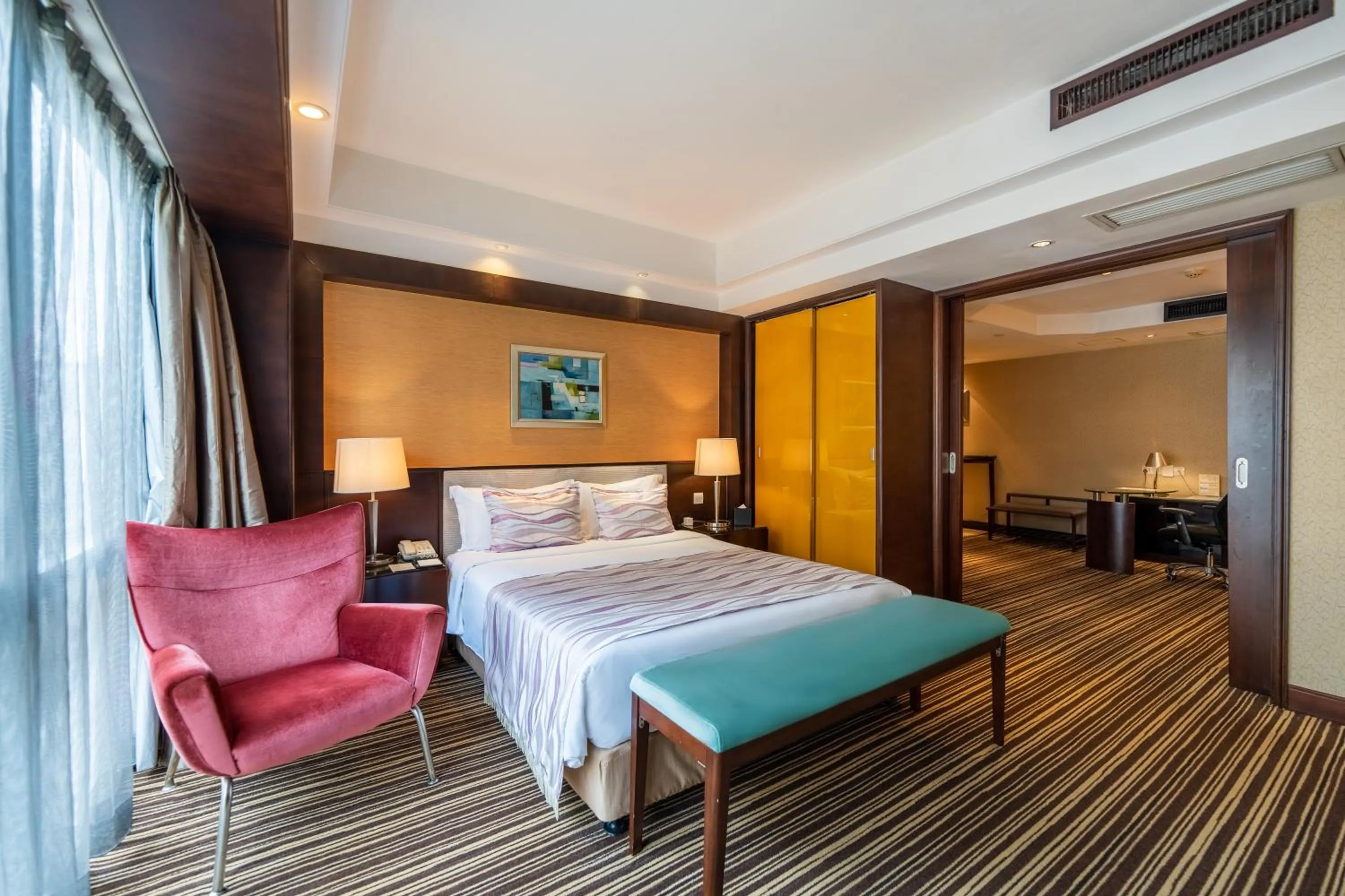 Bedroom, Bed in Leeden Hotel Guangzhou