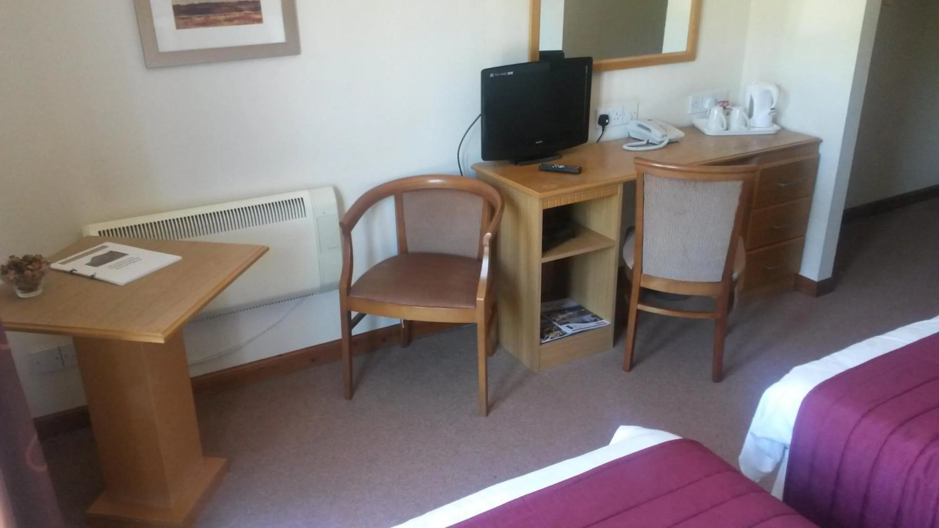 Twin Room in The Gilvenbank Hotel