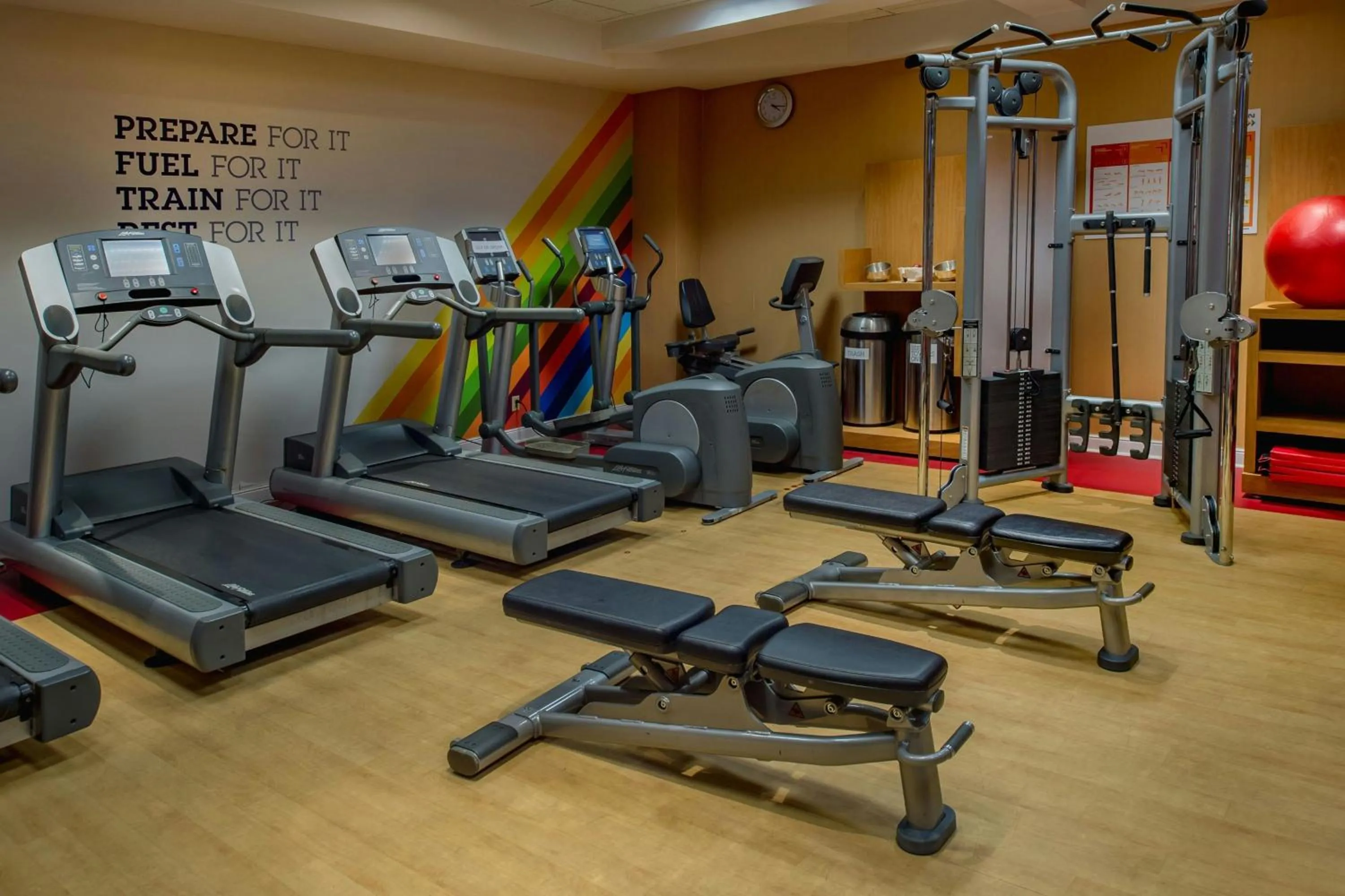 Fitness centre/facilities in Sheraton Westport Plaza