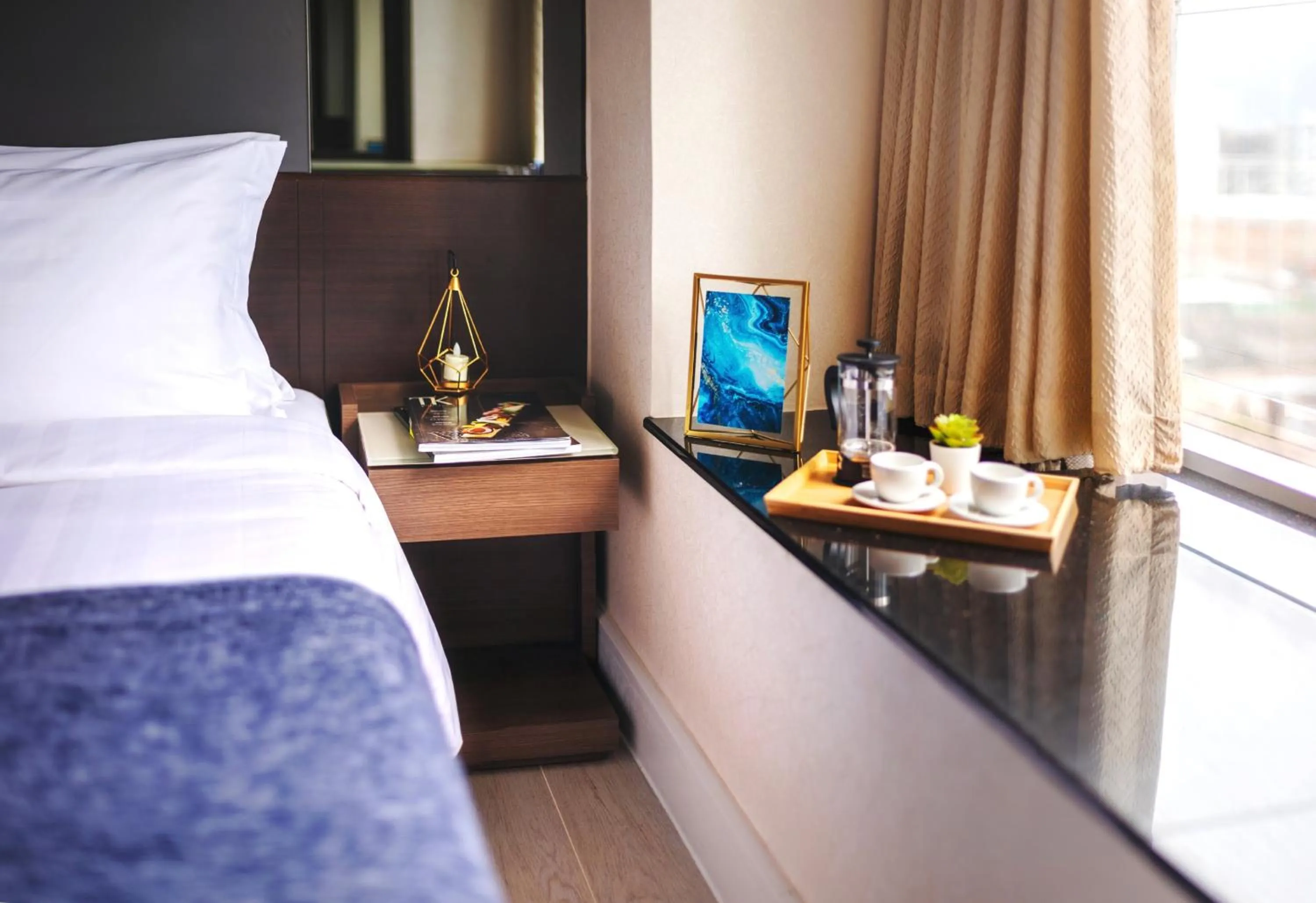 Photo of the whole room, Bed in Harbour Plaza 8 Degrees