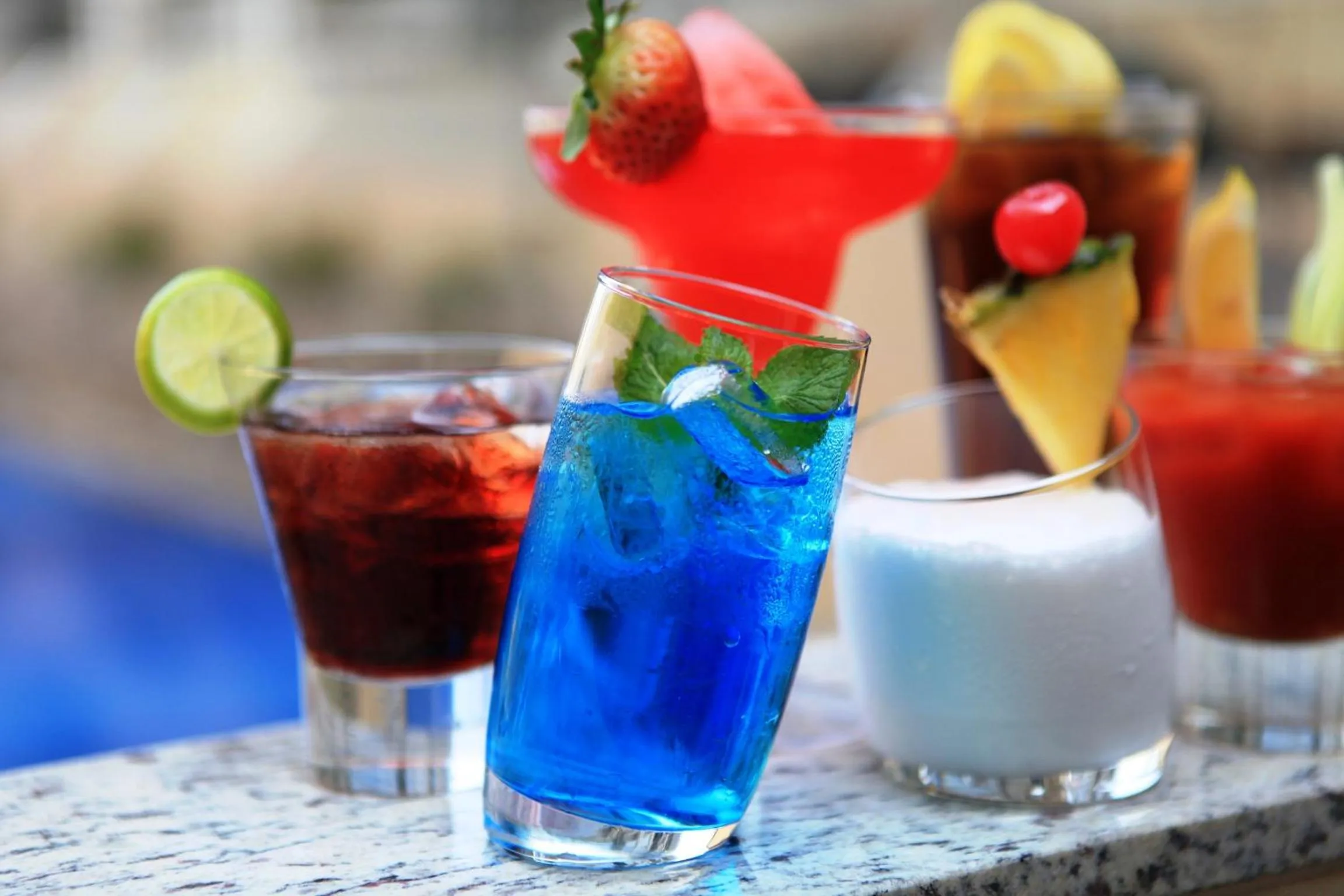 Food and drinks in Harbour Plaza 8 Degrees