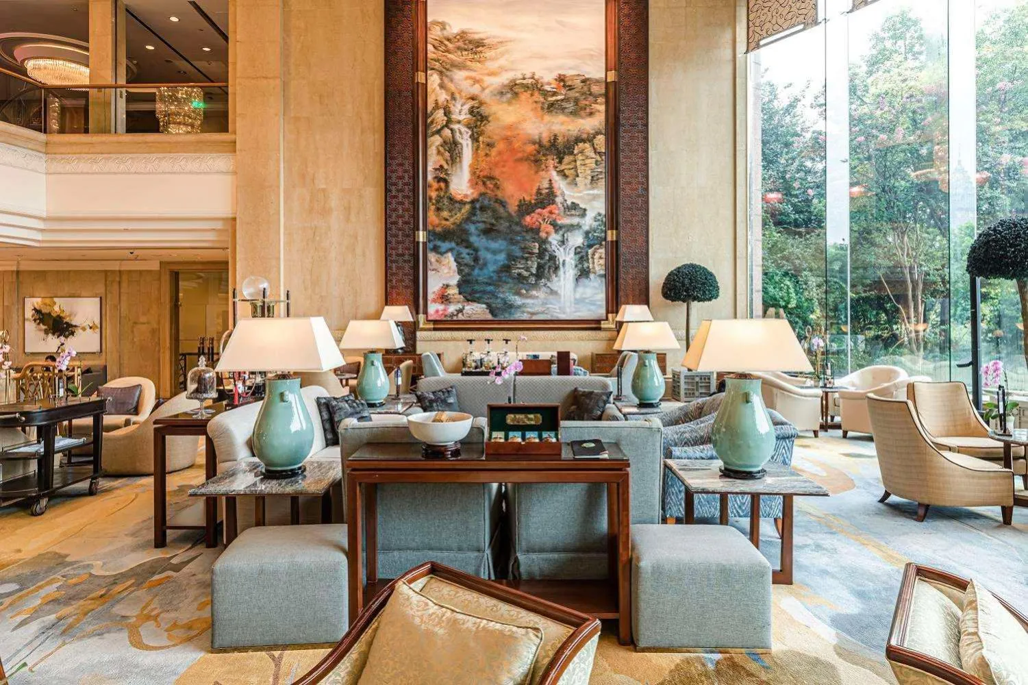 Lobby or reception in Pudong Shangri-La, Shanghai