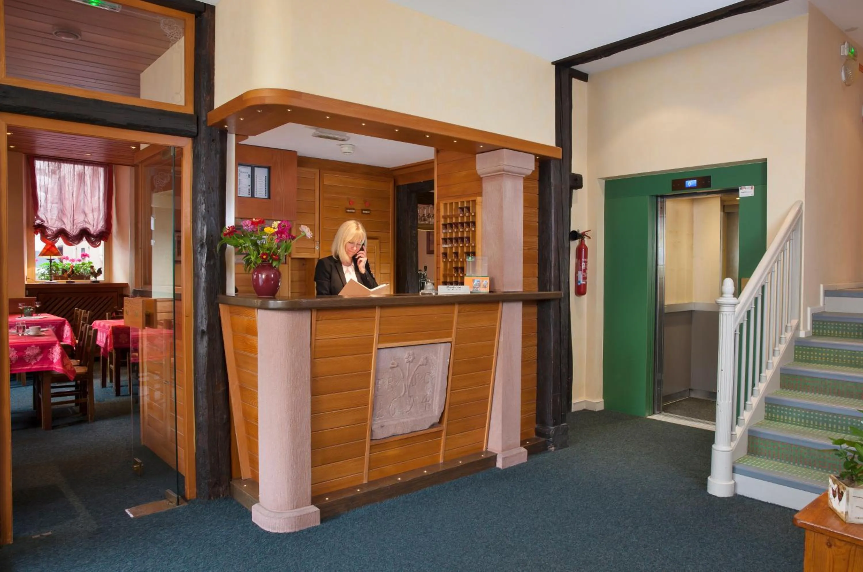 Lobby or reception in Logis Hôtel de la Tour