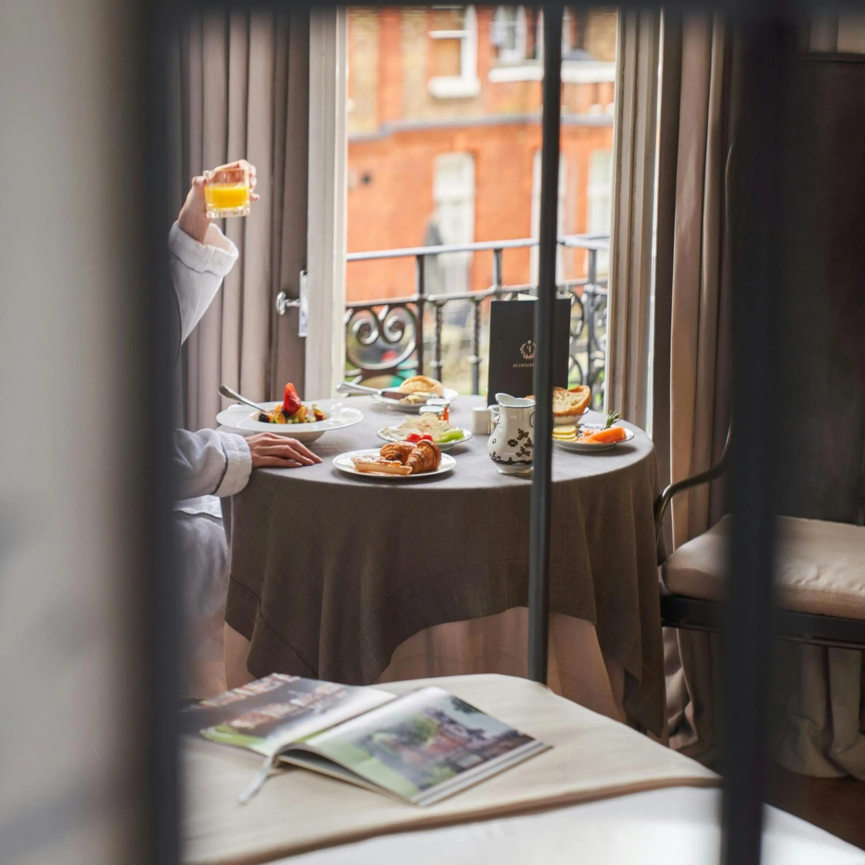 Breakfast in The Franklin London - Starhotels Collezione