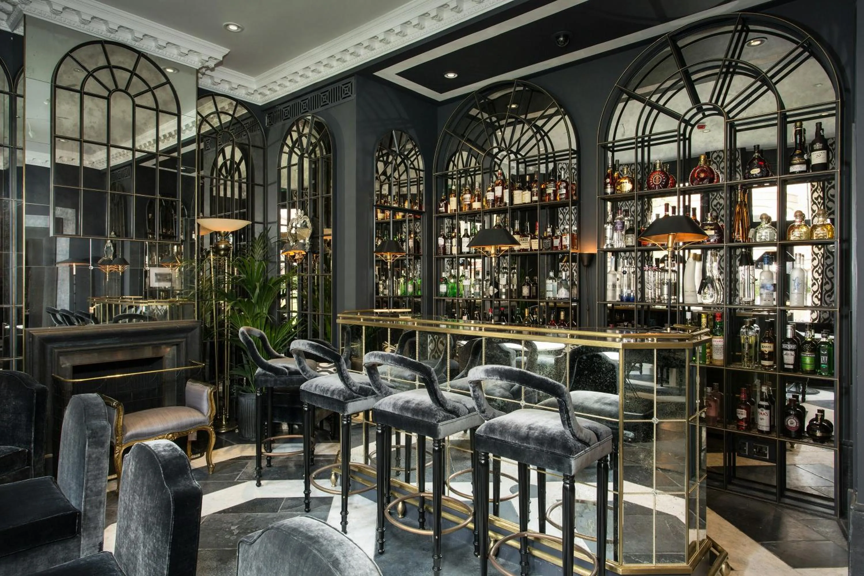 Lounge or bar in The Franklin London - Starhotels Collezione