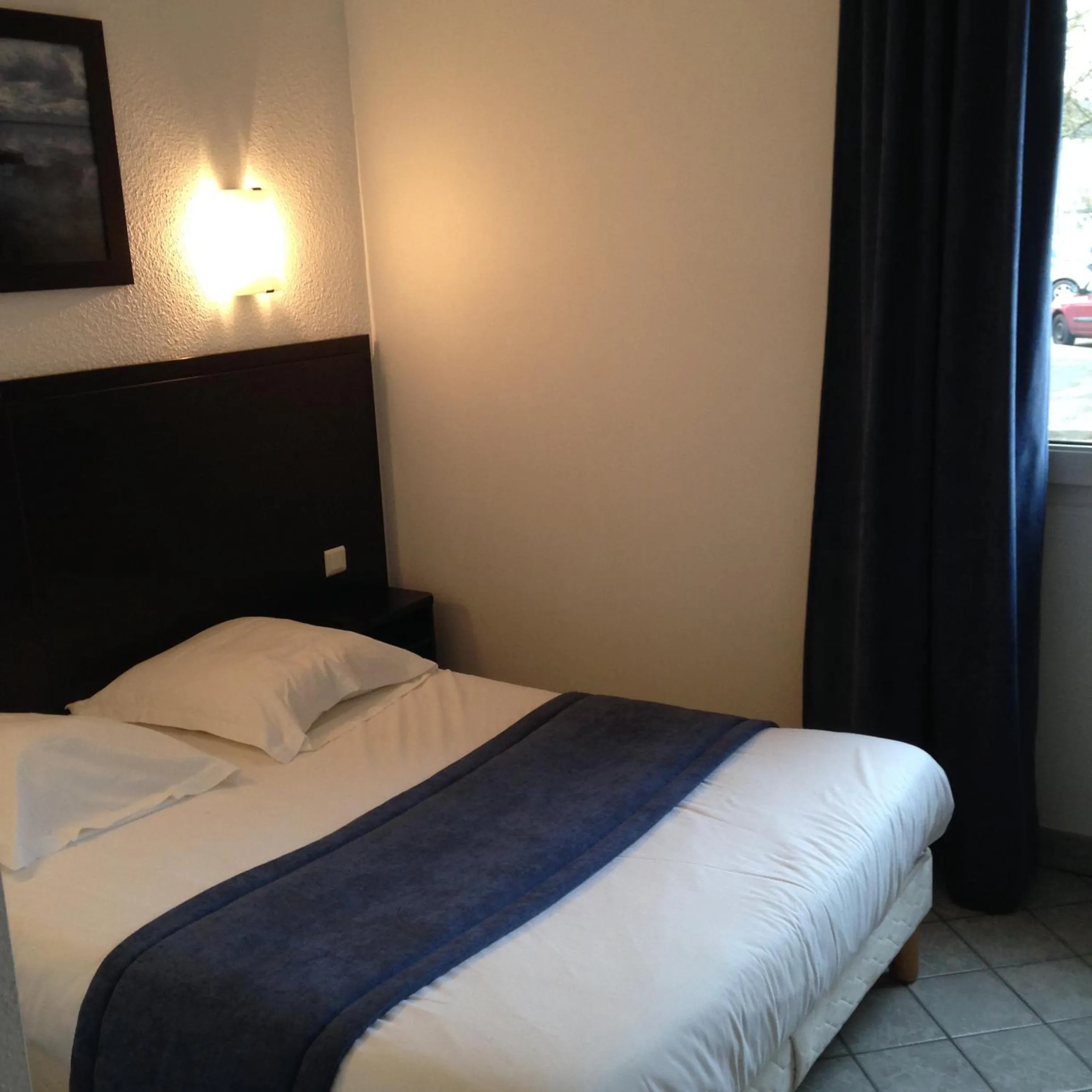 Bed in Hôtel Restaurant L'Evidence