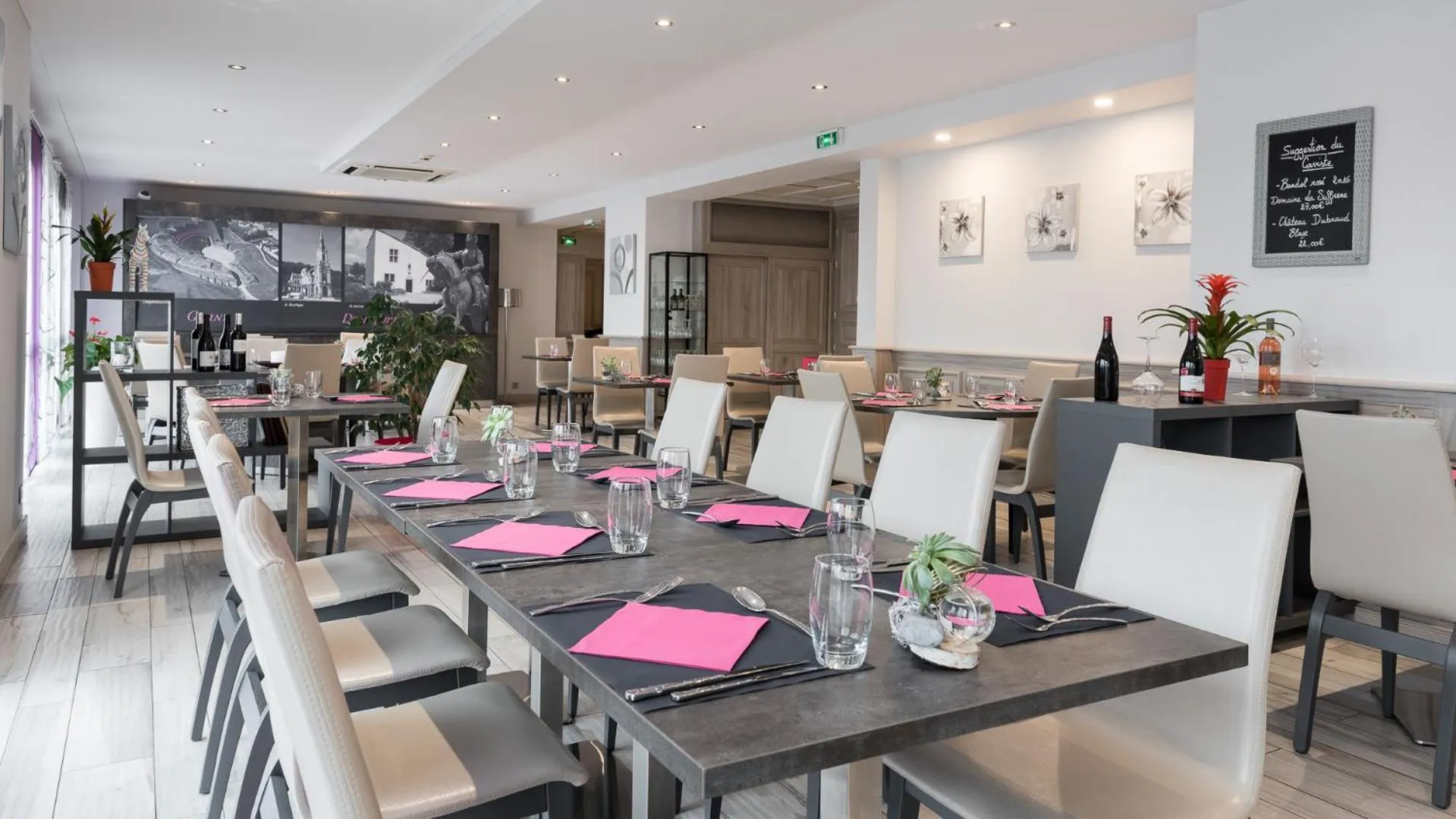 Restaurant/places to eat in Hôtel Restaurant L'Evidence