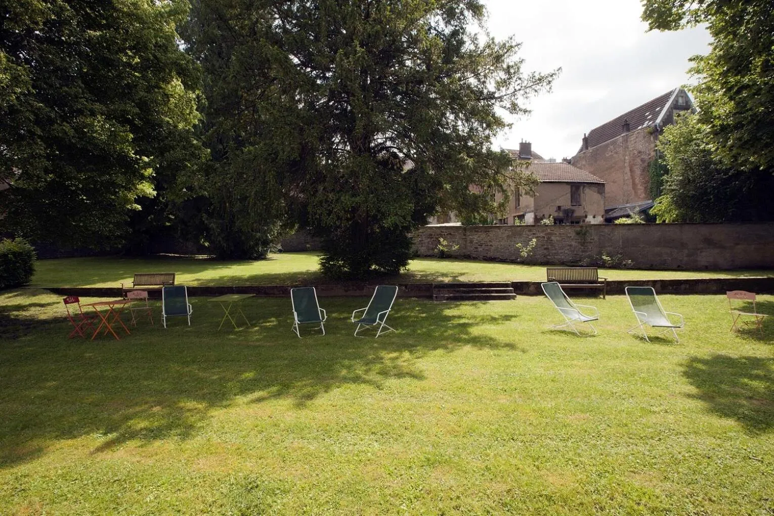 Garden in Garden & City Luxeuil Ex Le Métropole et Les Thermes