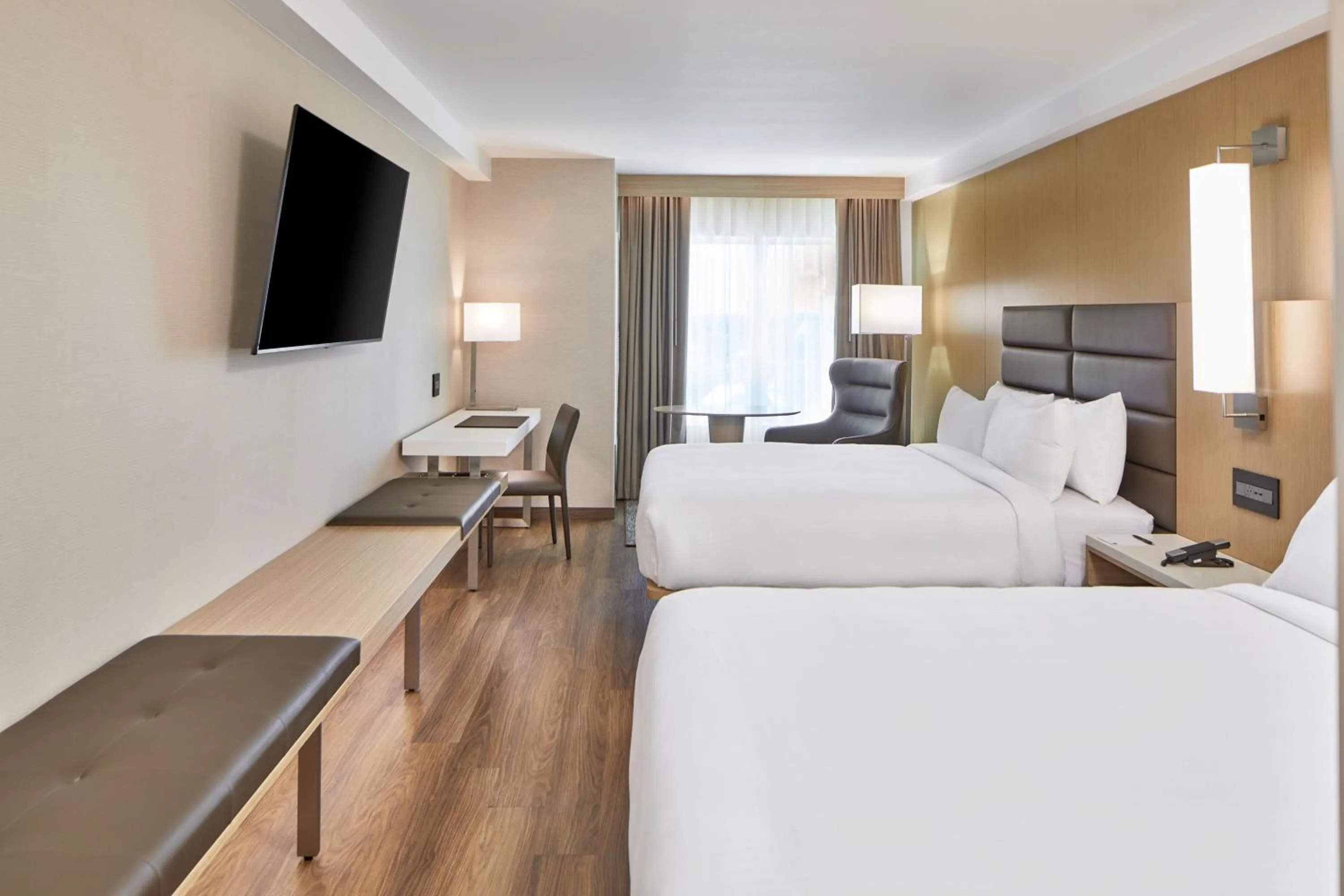 Photo of the whole room, Bed in AC Hotel by Marriott Orlando Lake Buena Vista