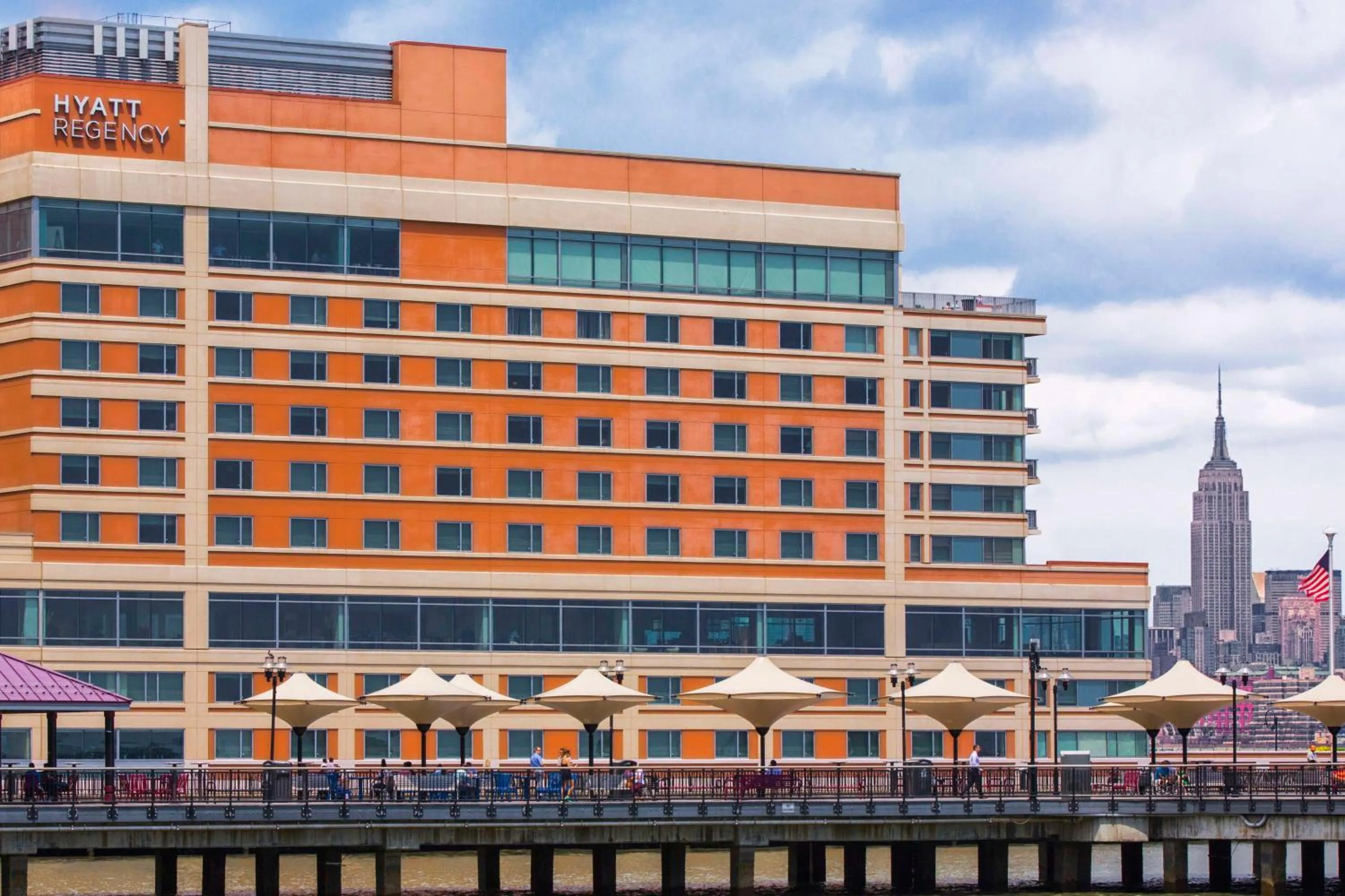 Property building in Hyatt Regency Jersey City on the Hudson