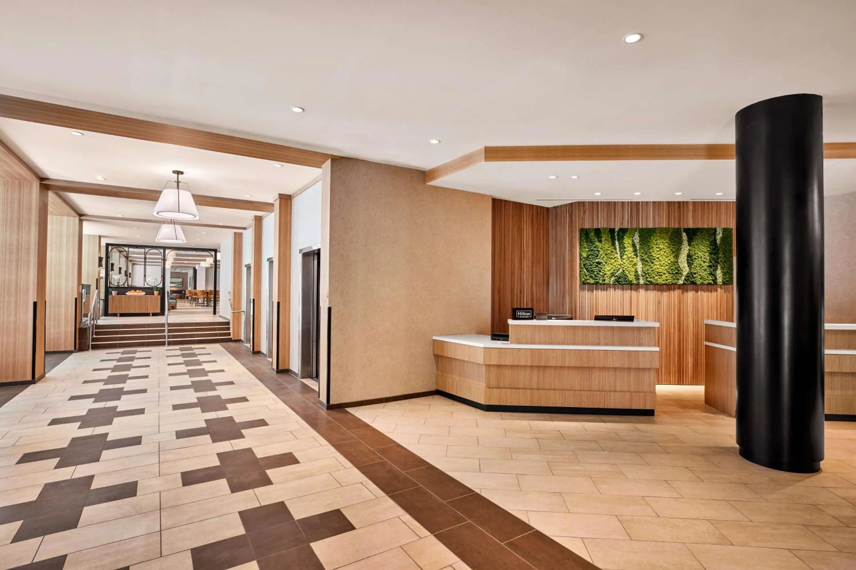 Lobby or reception in Hilton Garden Inn LAX Los Angeles Airport