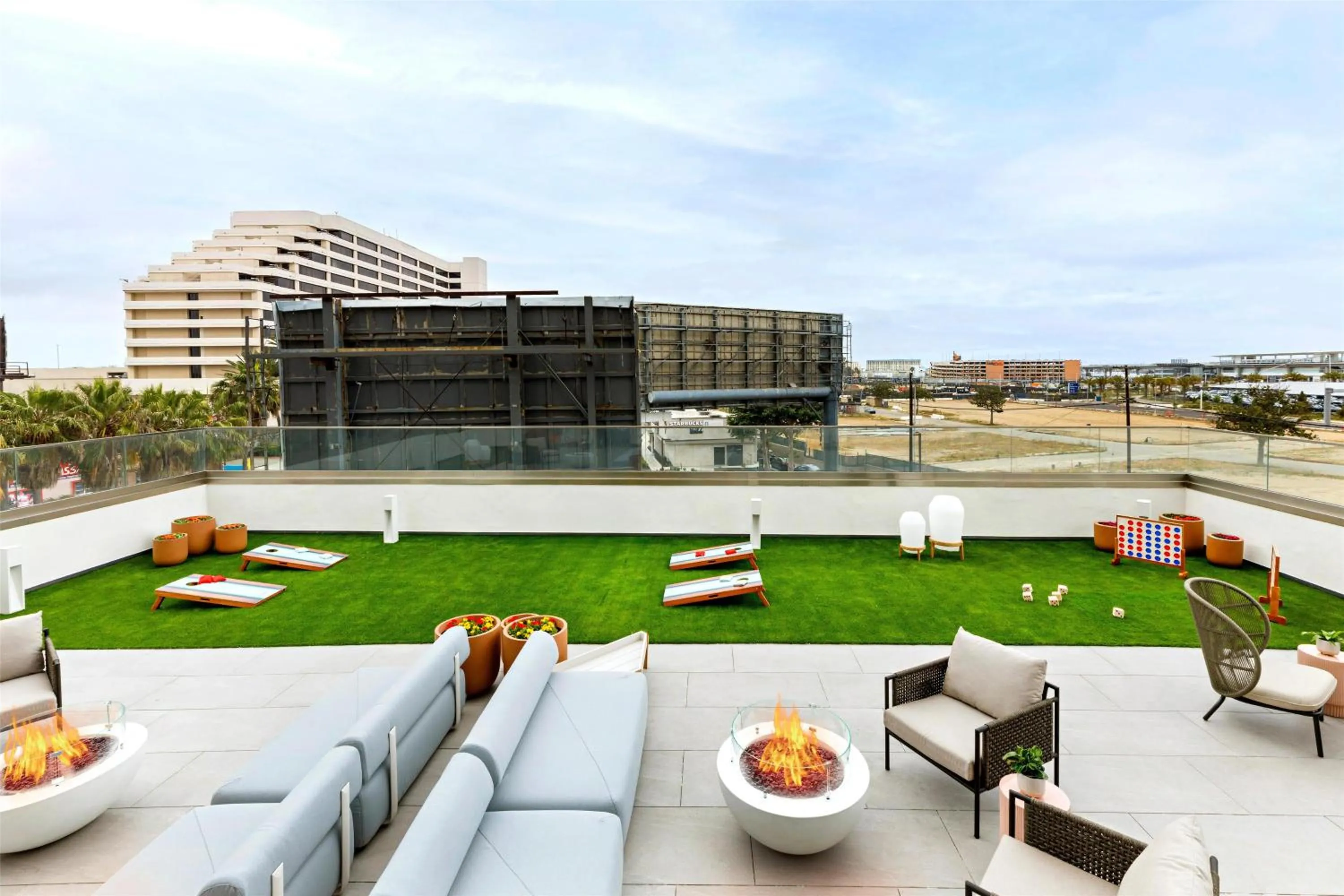 Sports in Hilton Garden Inn LAX Los Angeles Airport