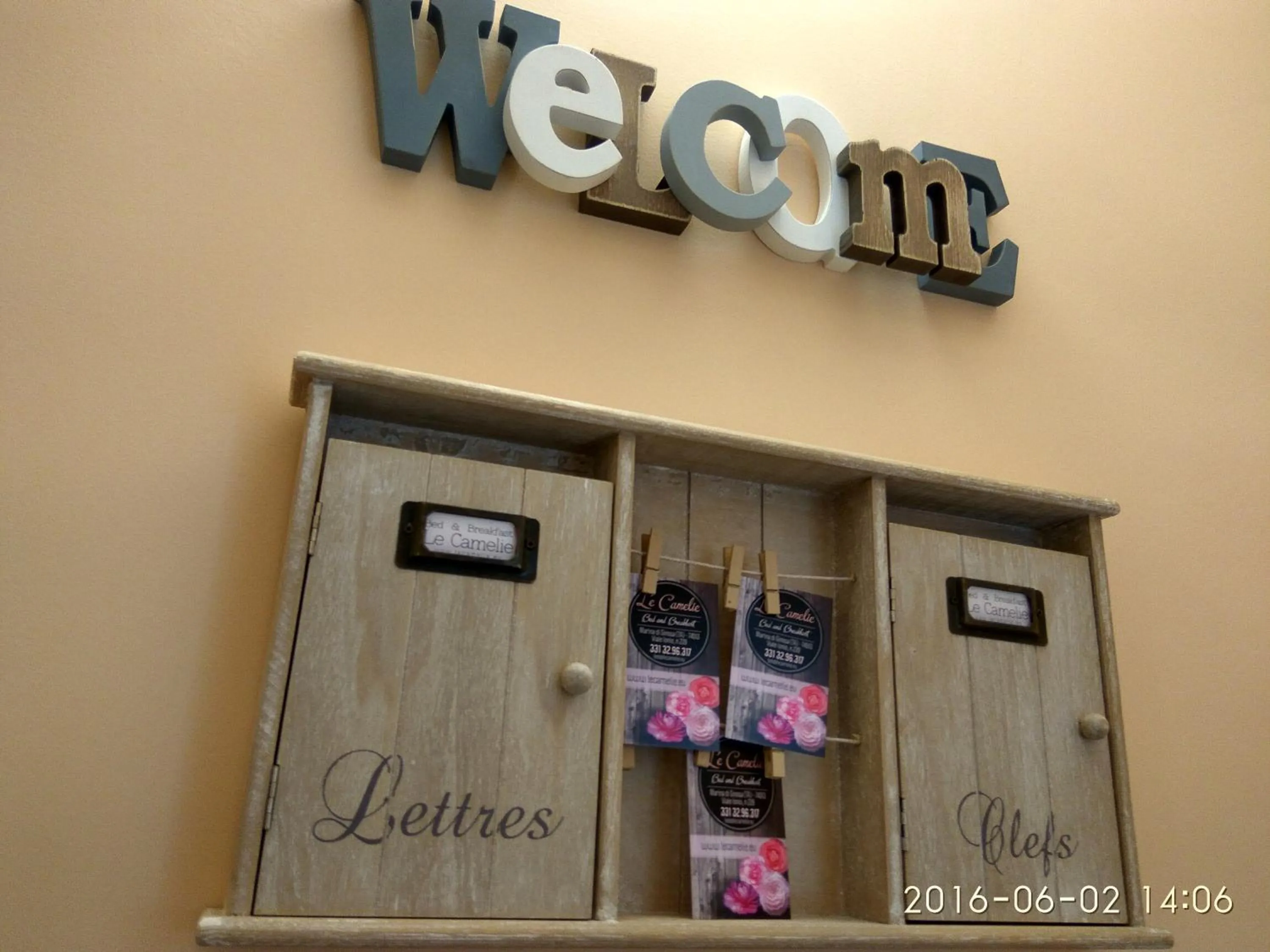 Decorative detail in Le Camelie