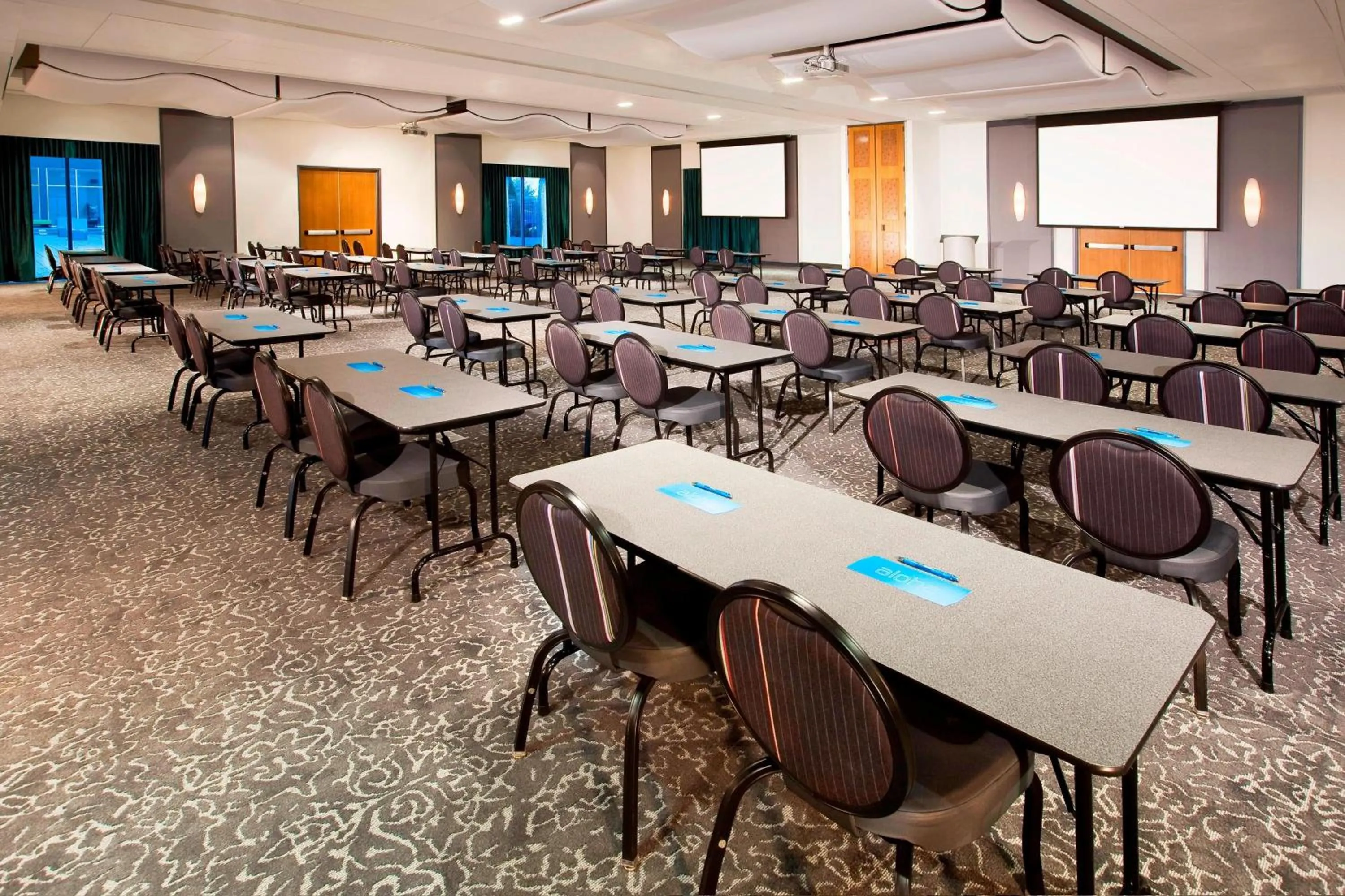 Meeting/conference room in Aloft Mount Laurel