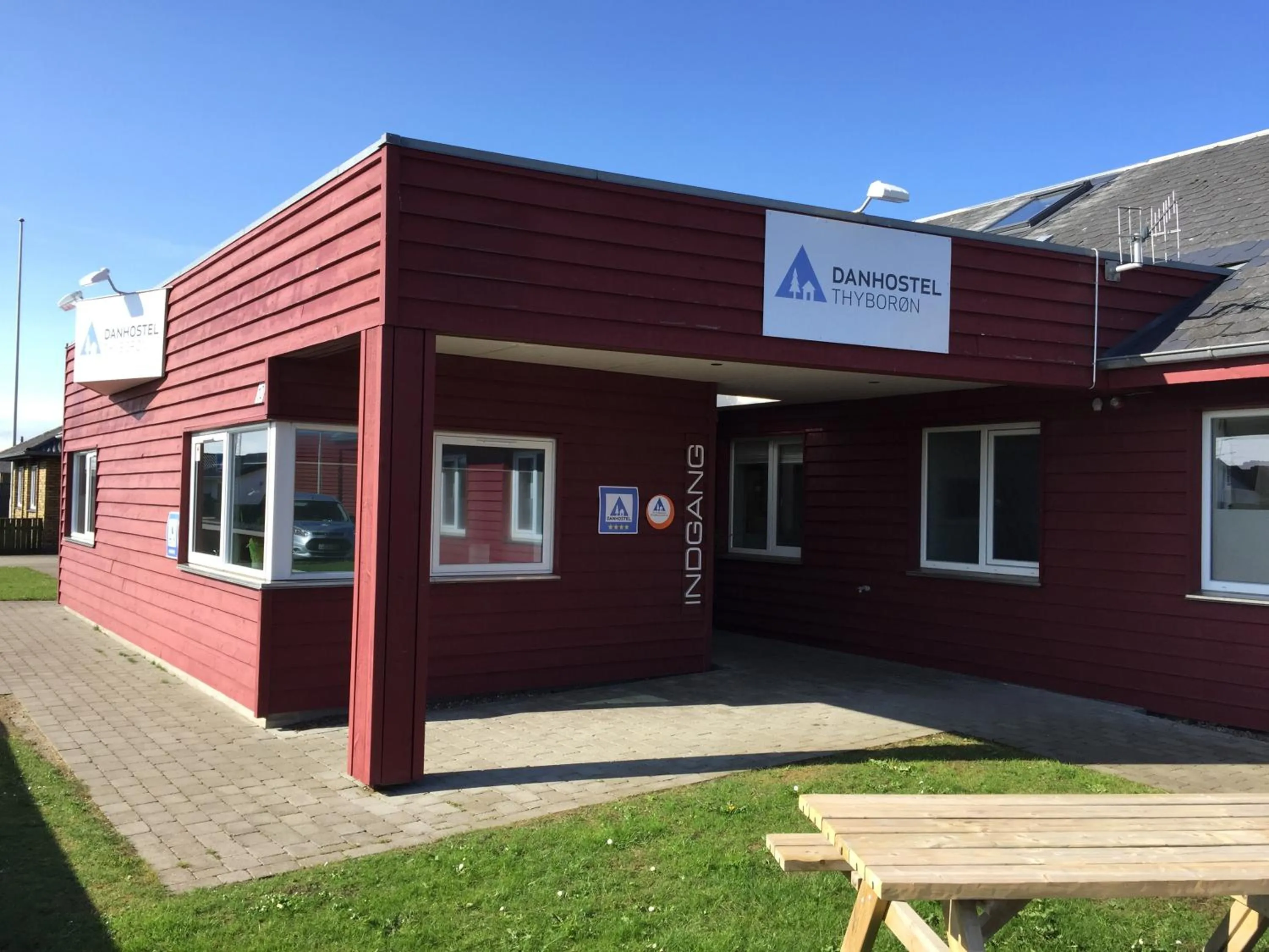 Facade/entrance in Danhostel Thyborøn
