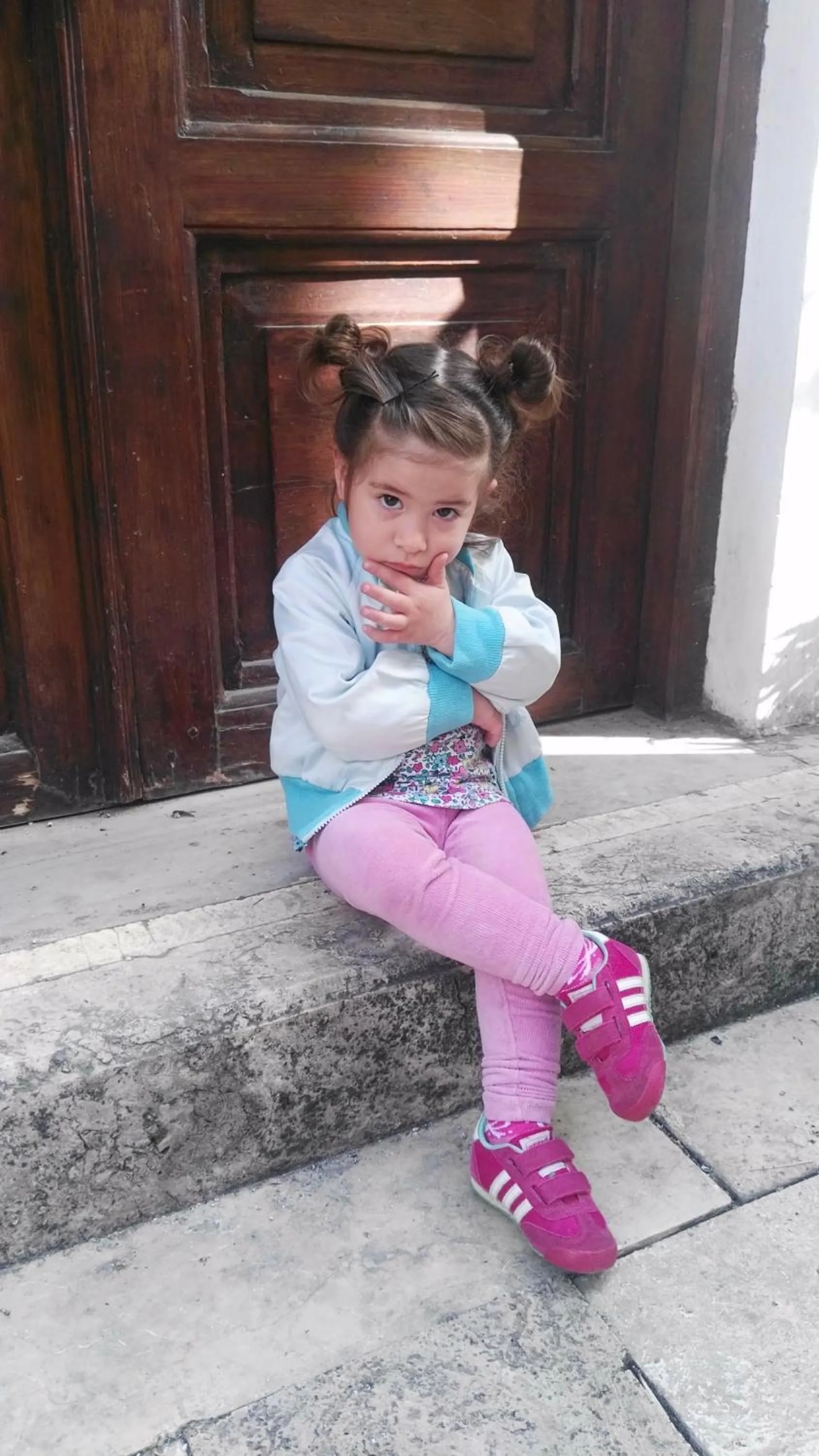 Family in Otel Wood House