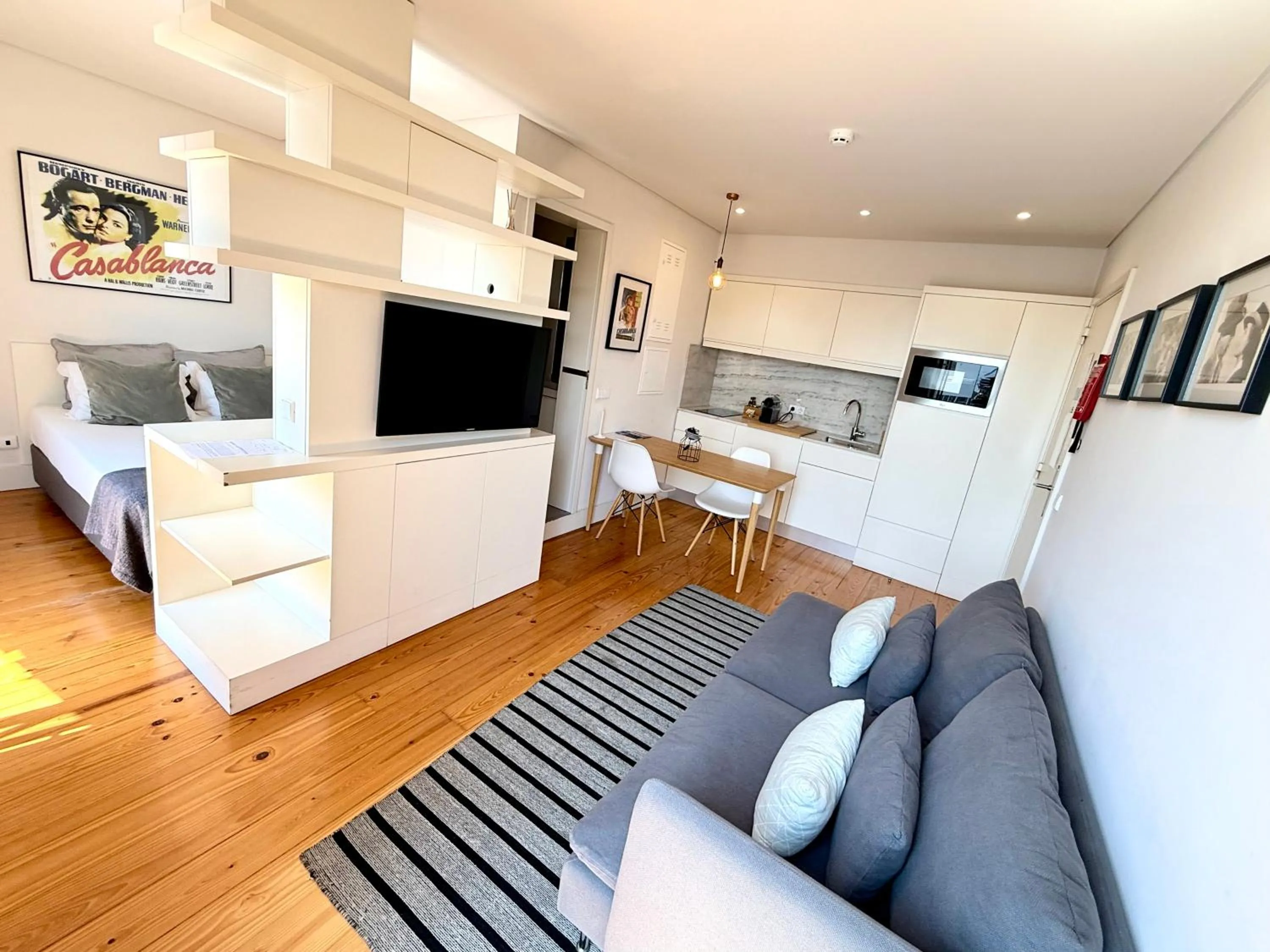 Bed in Porto Cinema Apartments