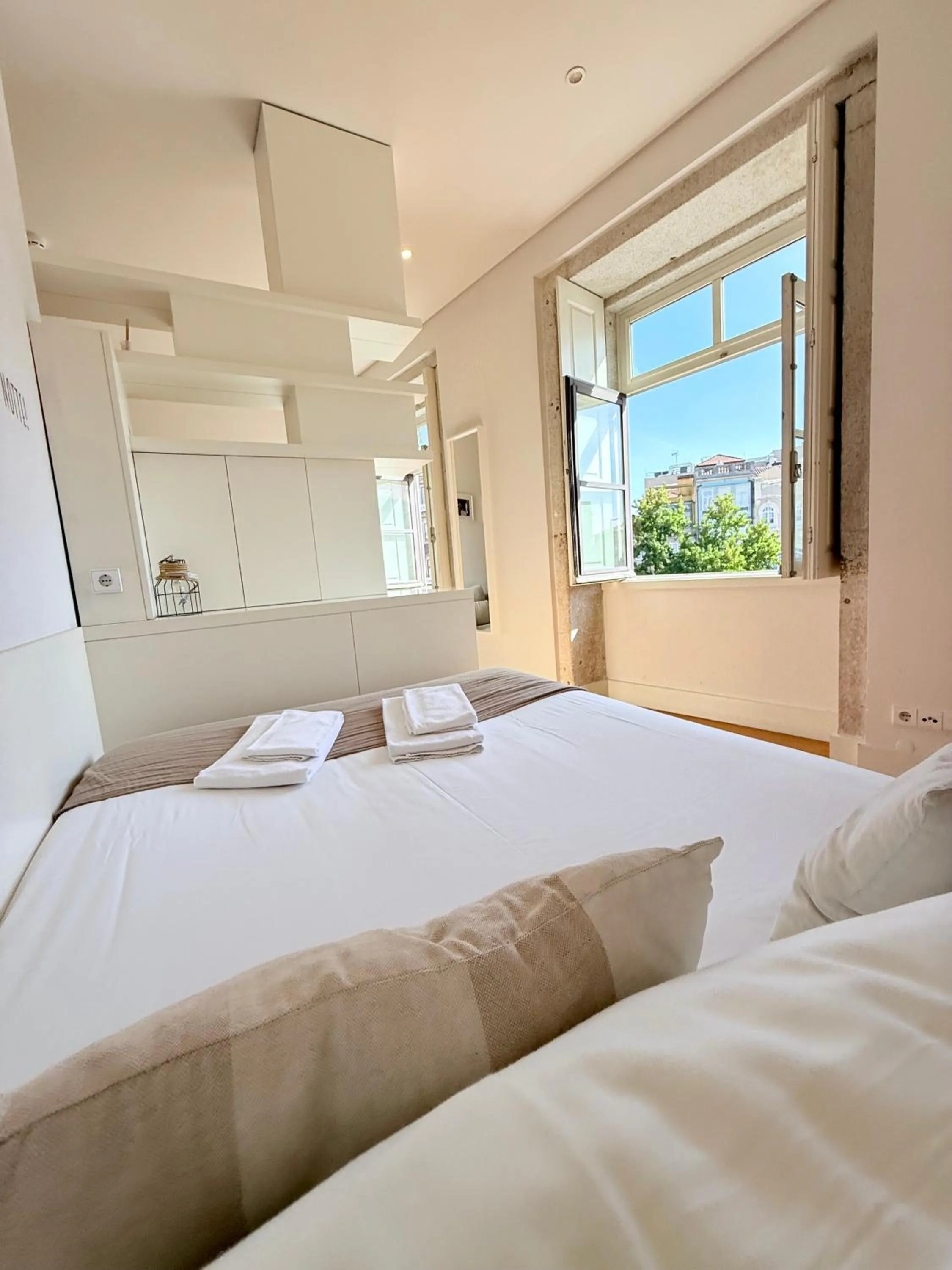 Bed in Porto Cinema Apartments