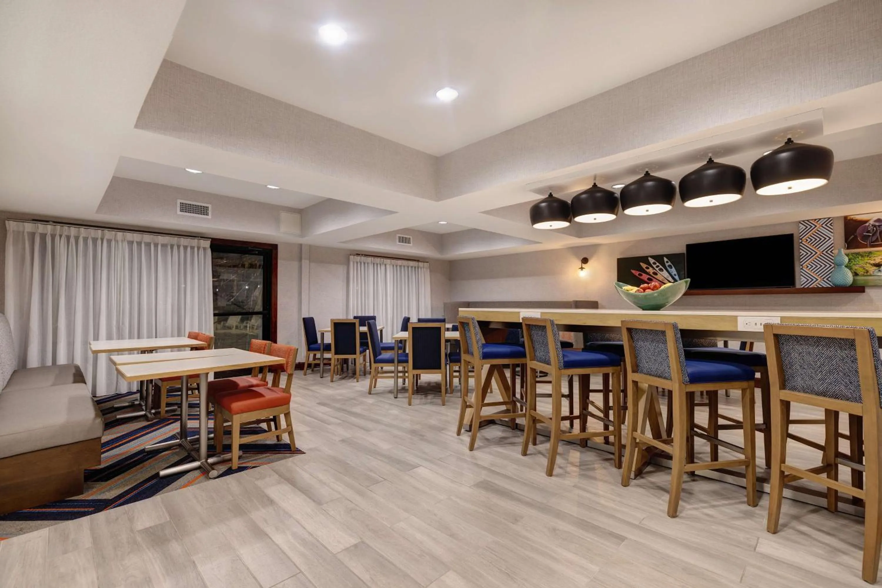 Breakfast in Hampton Inn by Hilton in Hot Springs, Arkansas