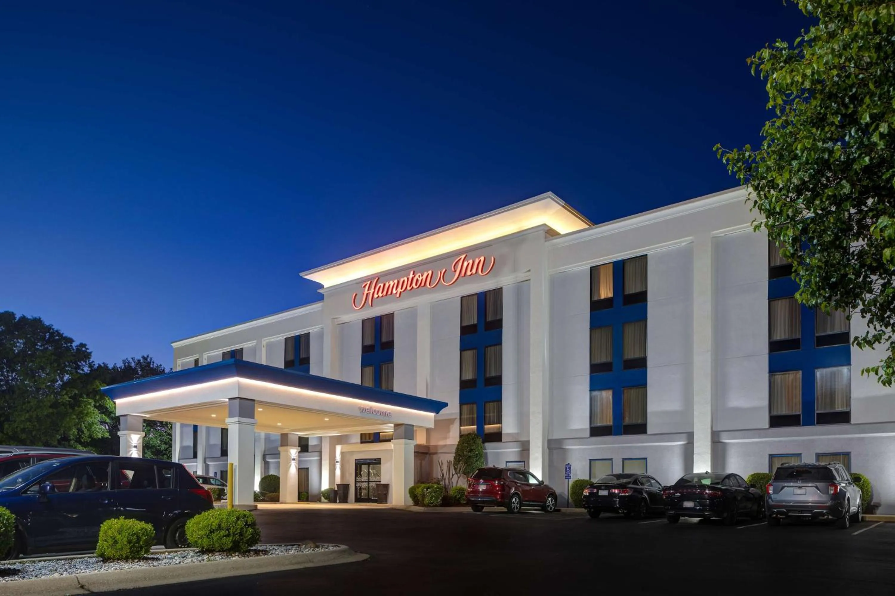 Property building in Hampton Inn by Hilton in Hot Springs, Arkansas