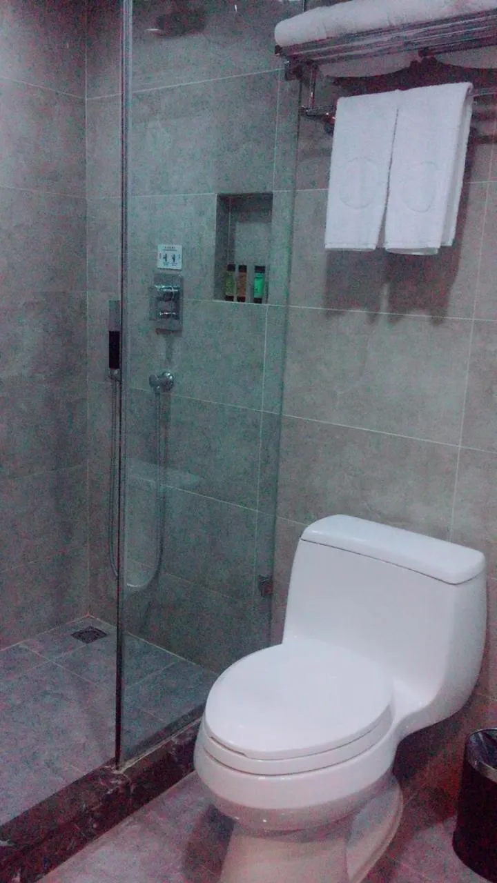 Decorative detail in Jianguo Hotel