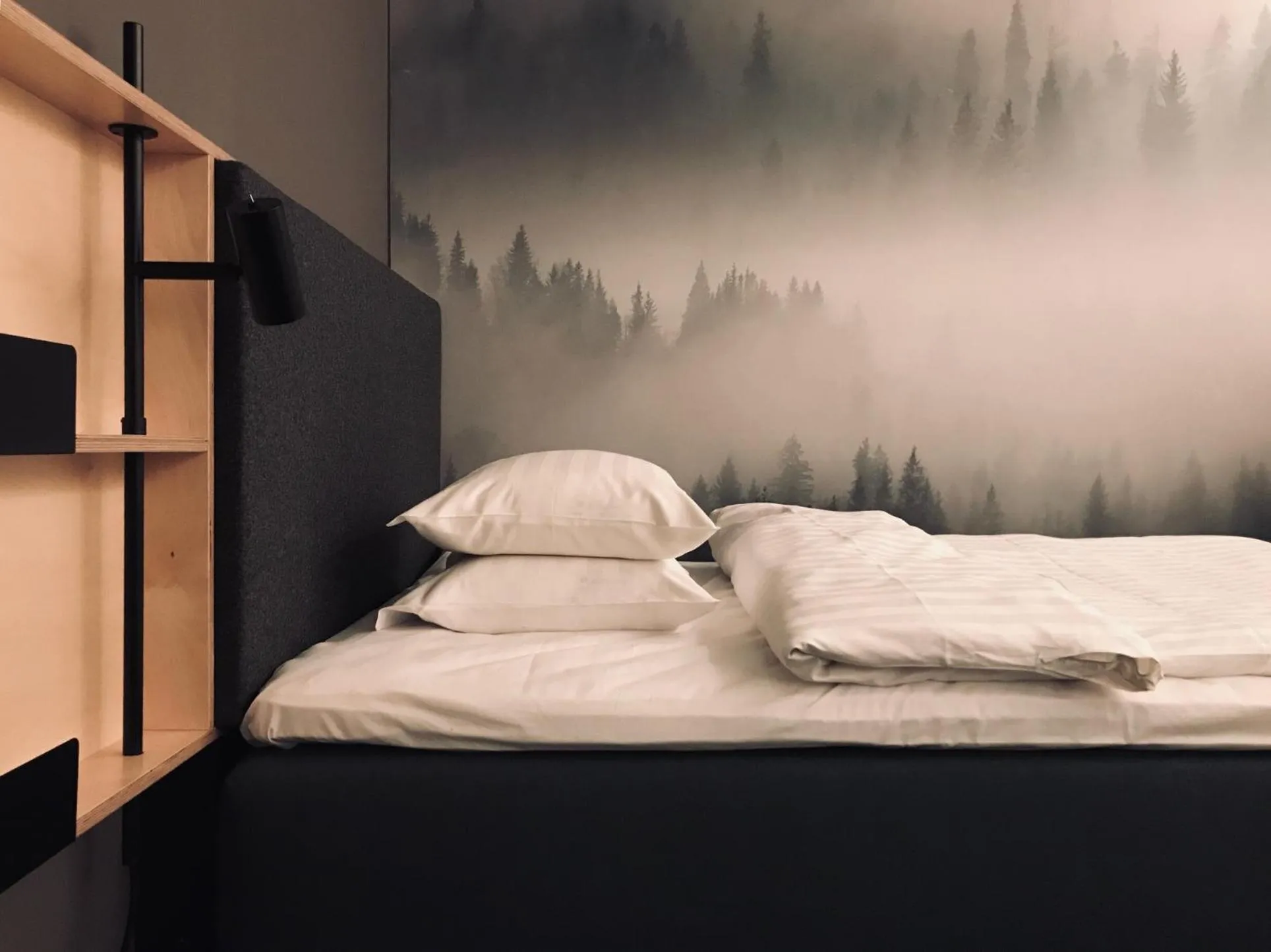 Bed in Mornington Hotel Bromma