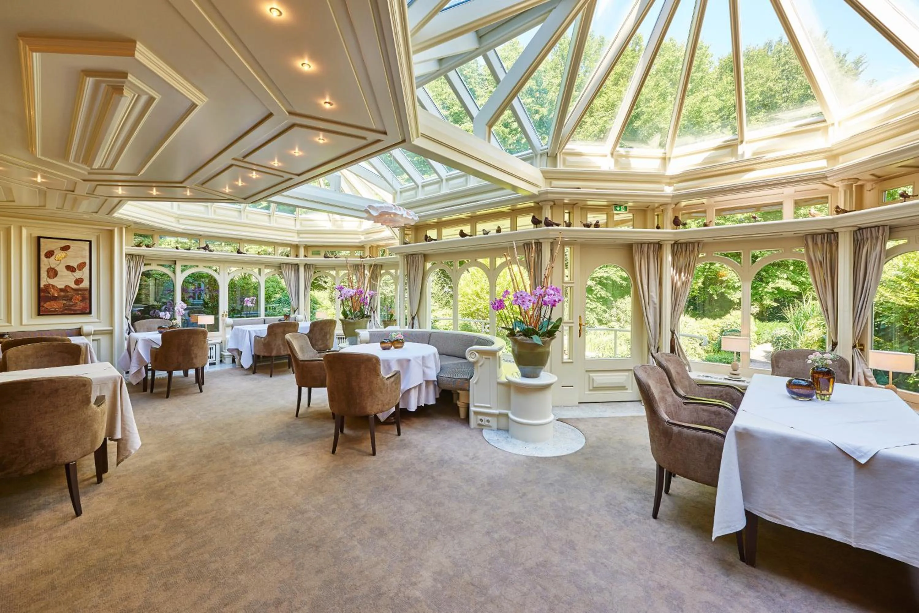 Restaurant/places to eat in Hotel Landhaus Wachtelhof