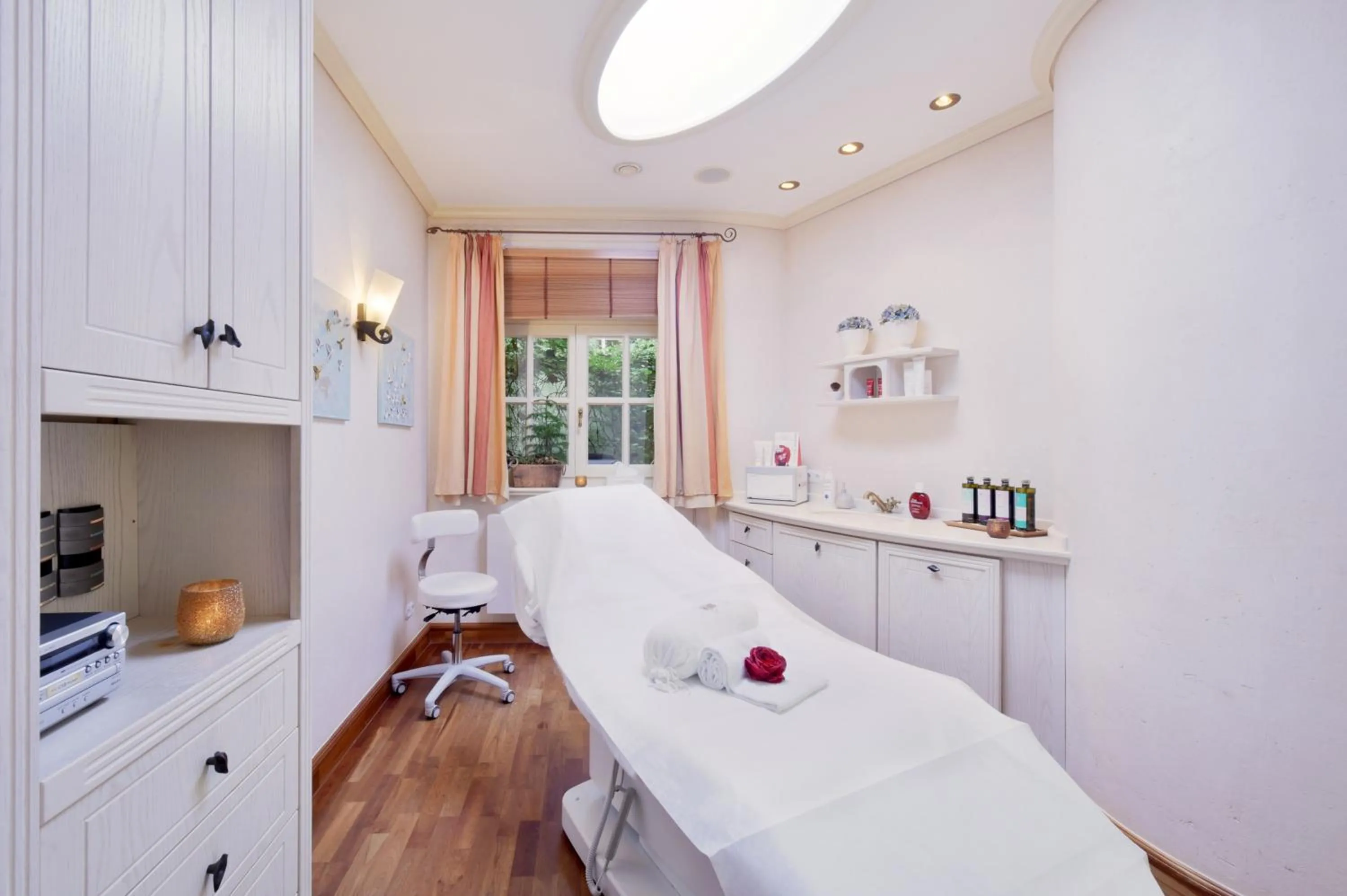 Spa and wellness centre/facilities in Hotel Landhaus Wachtelhof