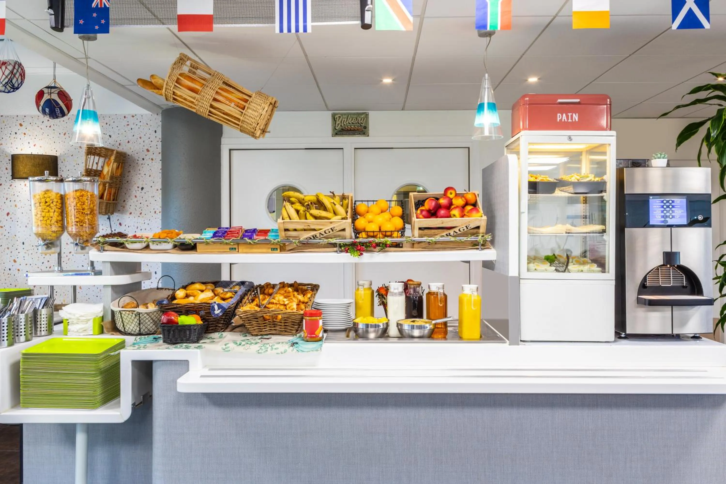 Food in ibis budget Roissy CDG Paris Nord 2