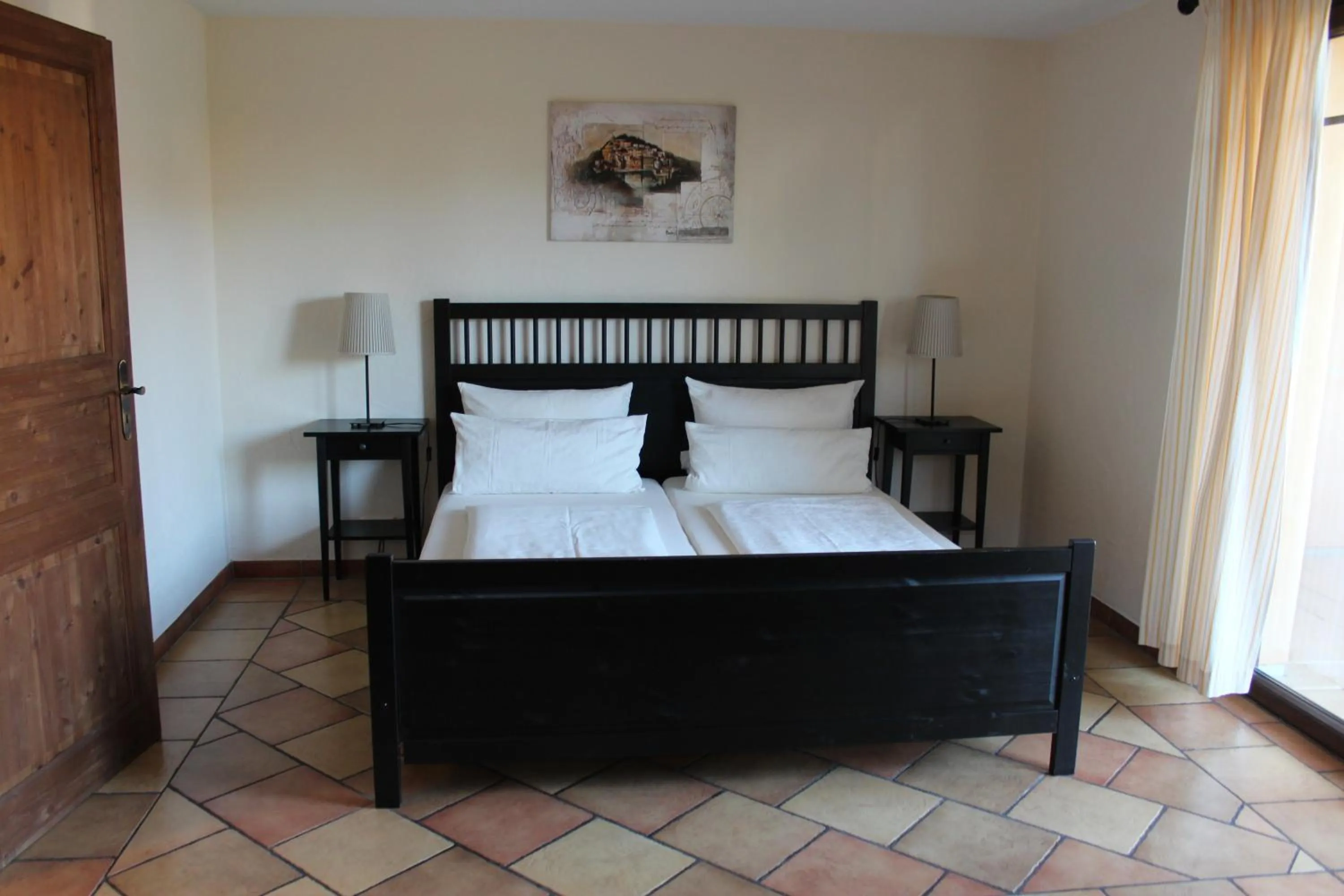 Bed in Pension Vanii, Apartments