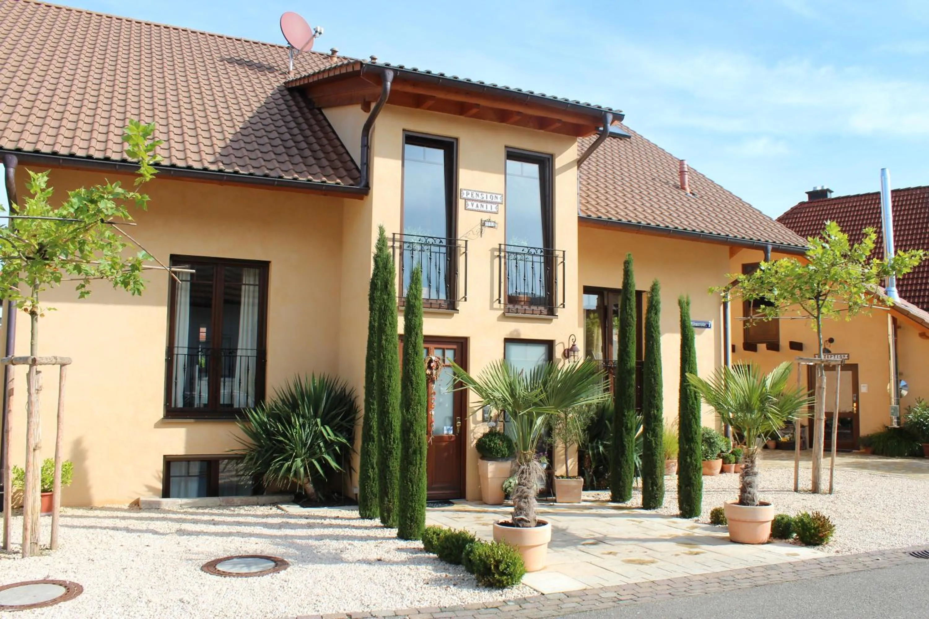 Facade/entrance in Pension Vanii, Apartments