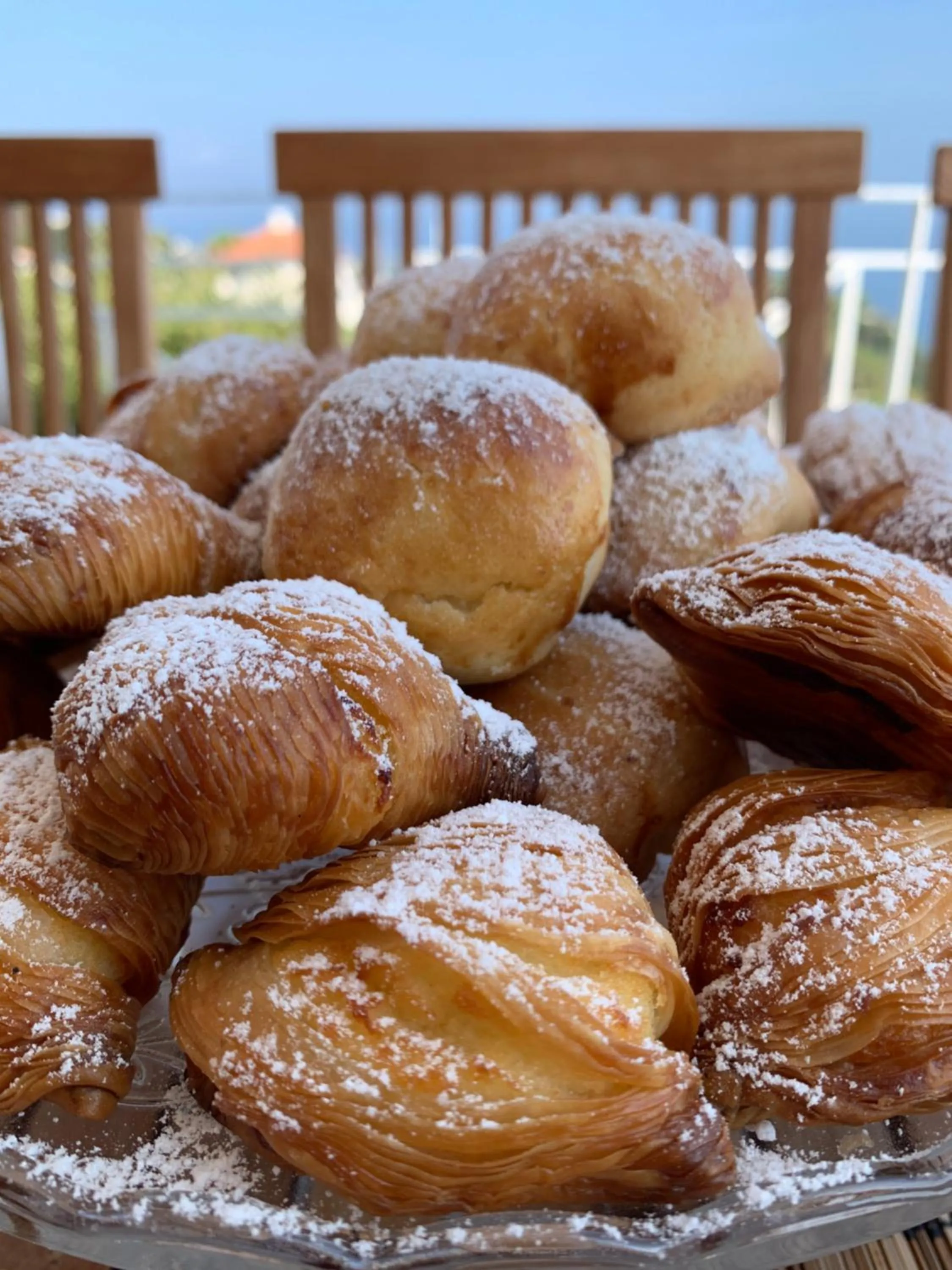 Breakfast in Agapanto Luxury Accommodation