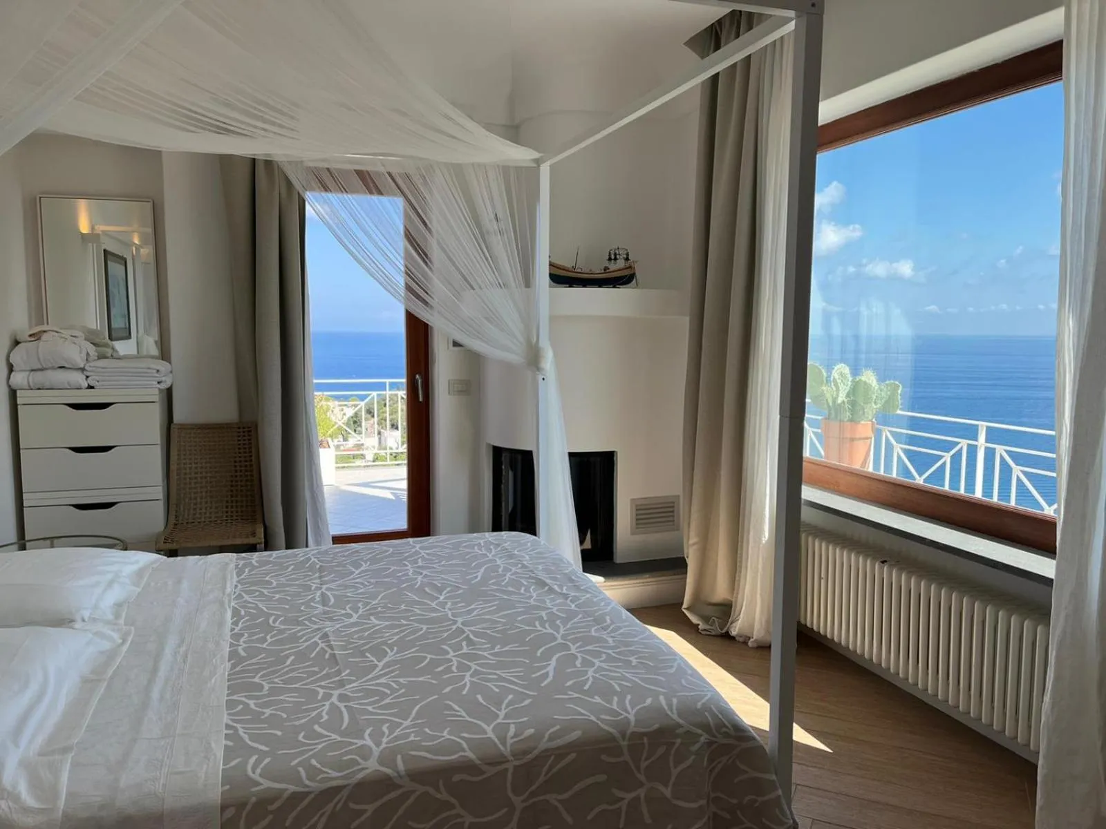 Bed in Agapanto Luxury Accommodation