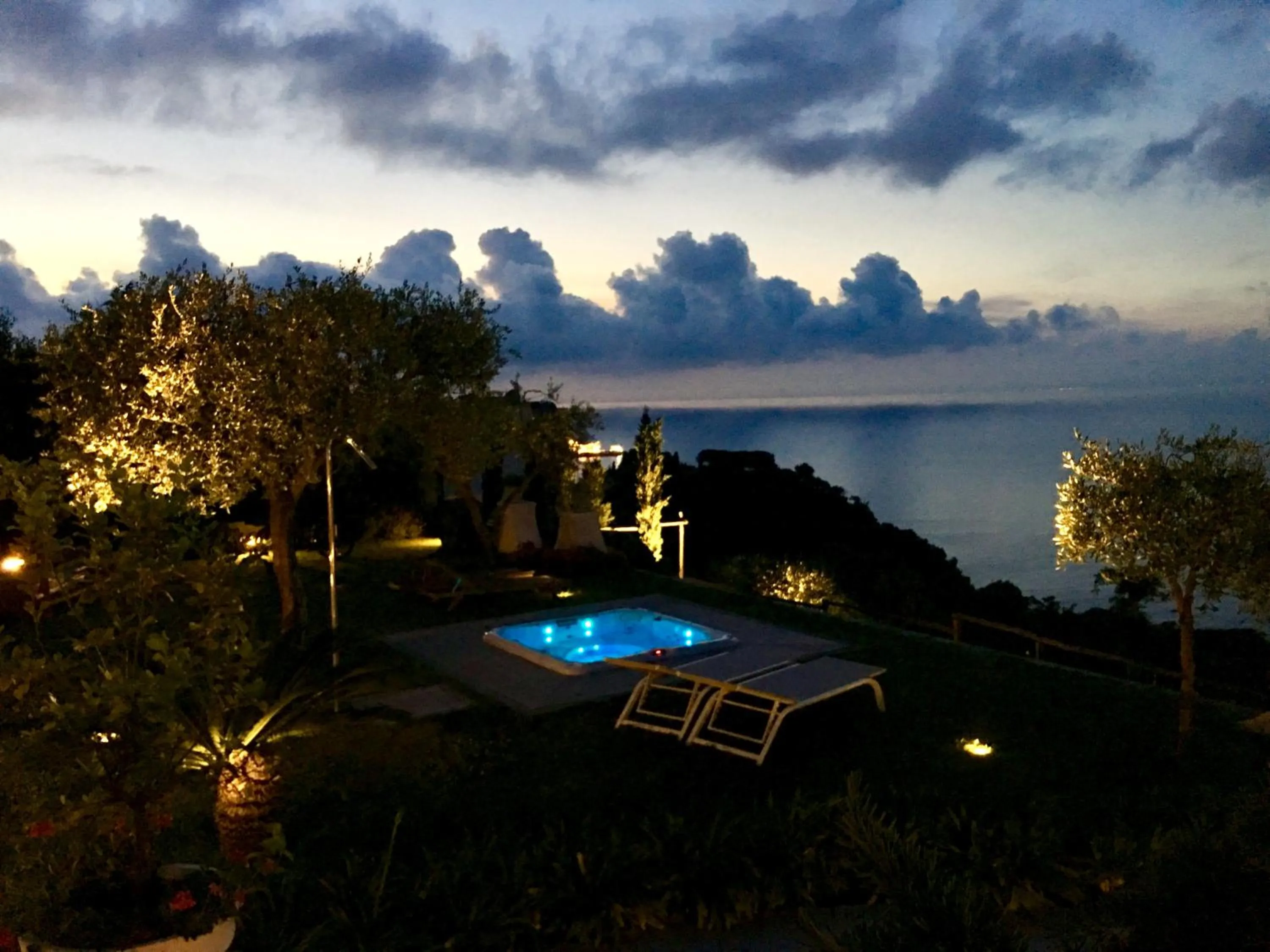 Garden view in Agapanto Luxury Accommodation